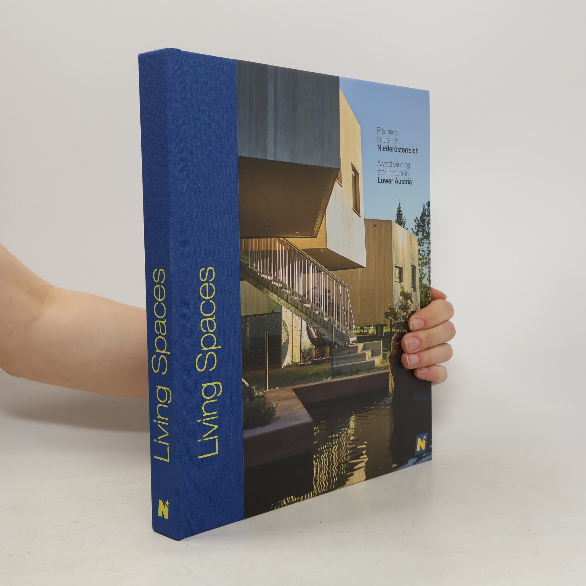 Kolektív autorov Living spaces