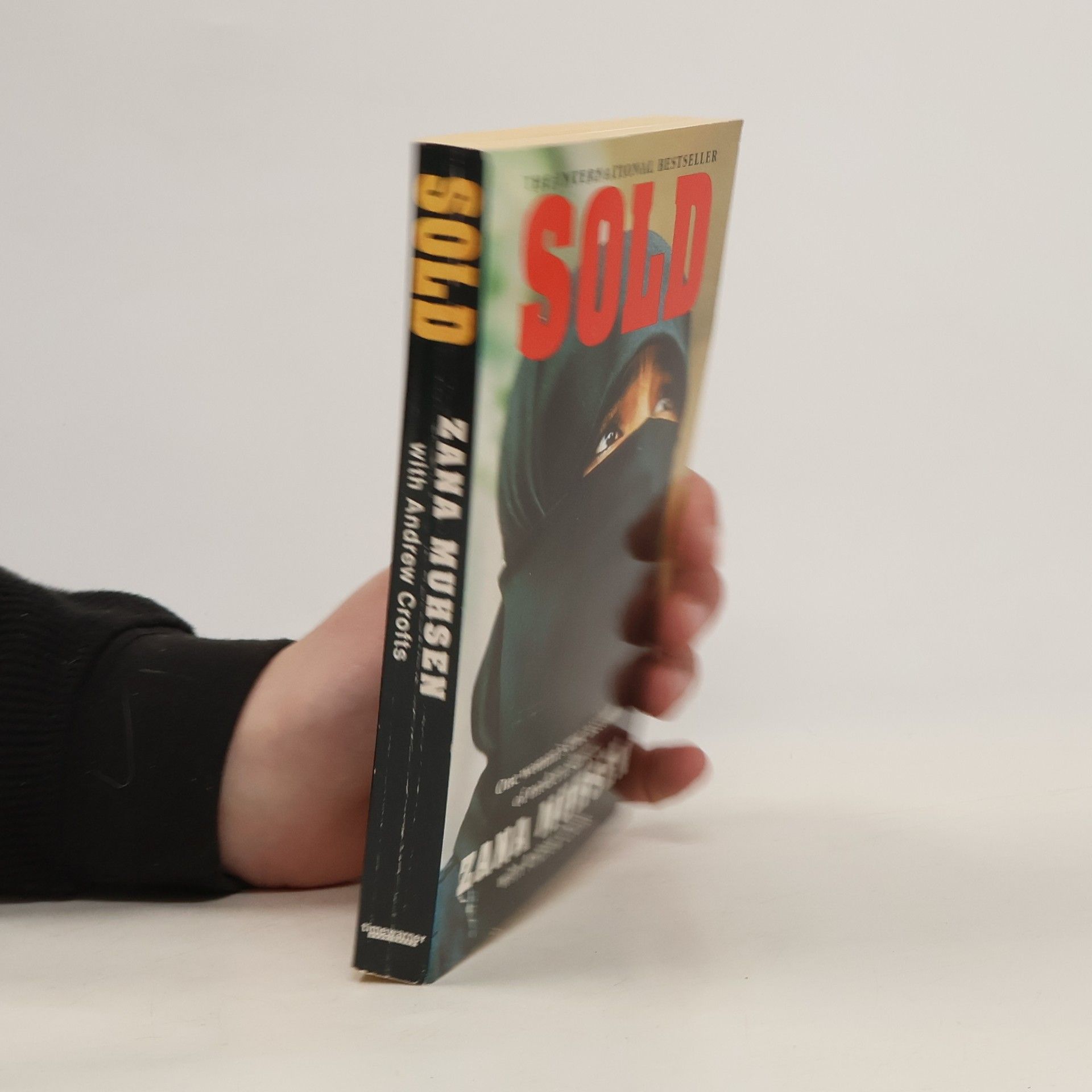 Zana Muhsen Sold