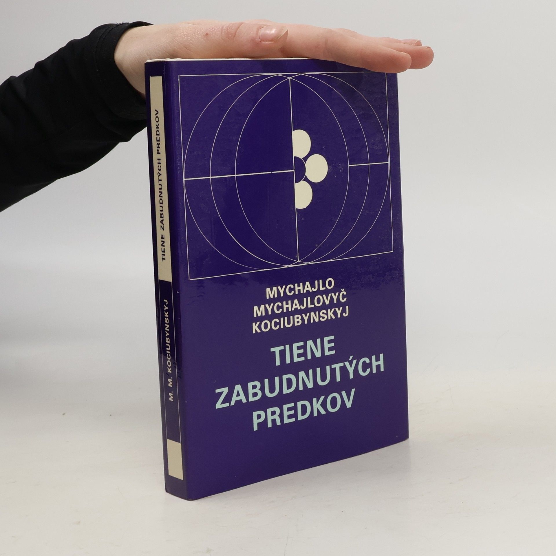 Mychajlo Mychajlovyč Kociubynskyj Tiene zabudnutých predkov