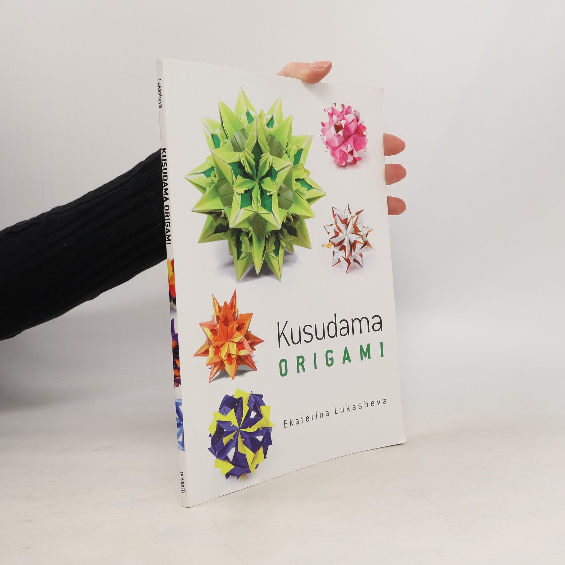 Ekaterina Pavlovich Kusudama Origami