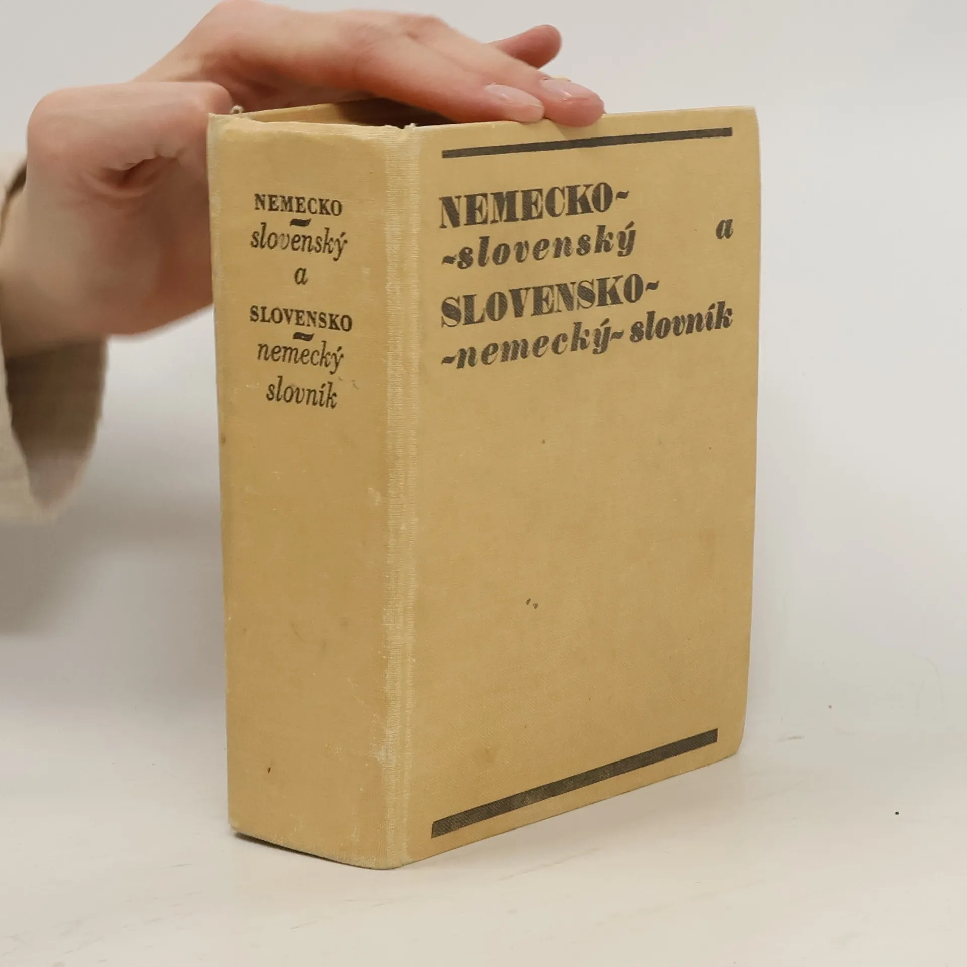 Nemecko-slovenský a slovensko-nemecký-slovník | Kniha | pevná | kolektiv | DE