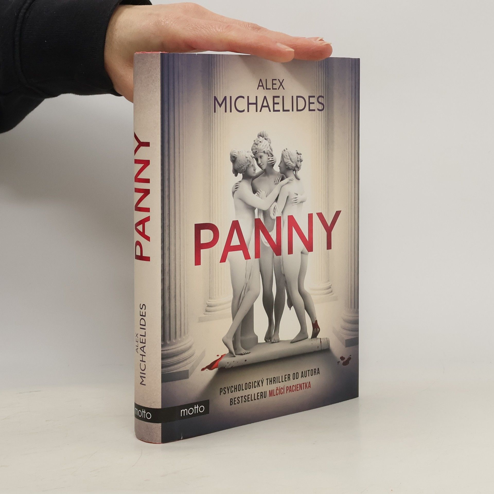 Alex Michaelides Panny