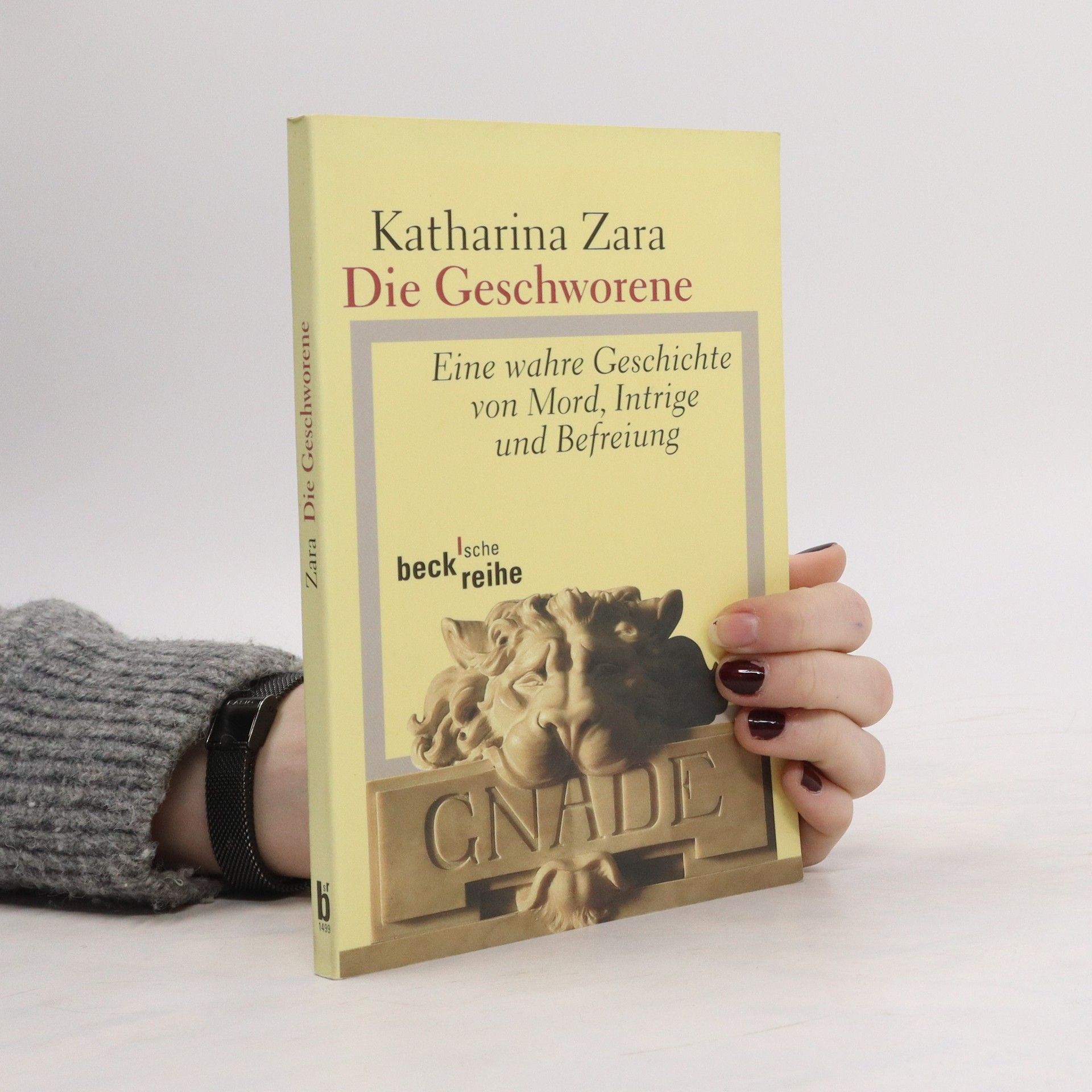 Katharina Zara Die Geschworene