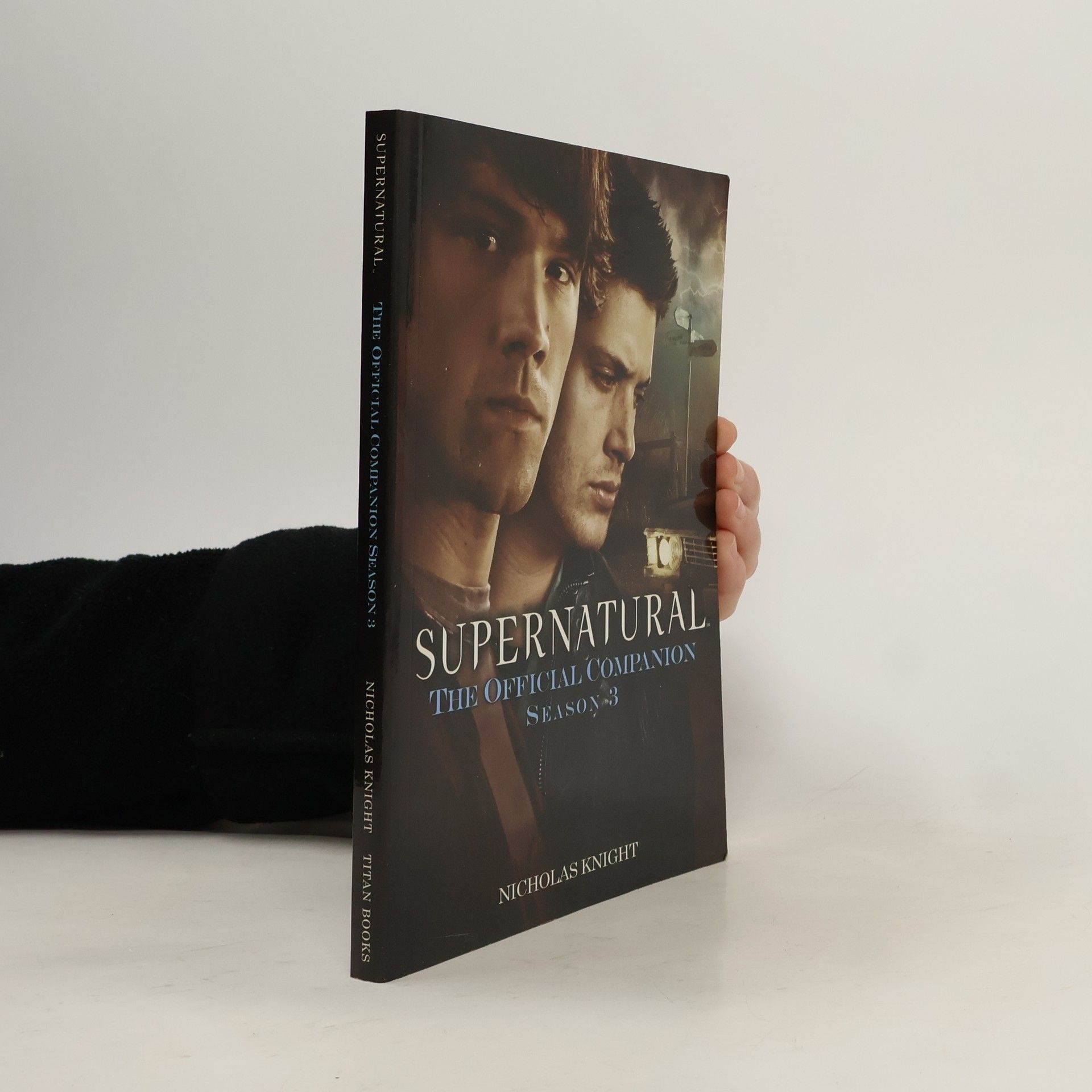 Nicholas Knight Supernatural: The Official Companion Season 3