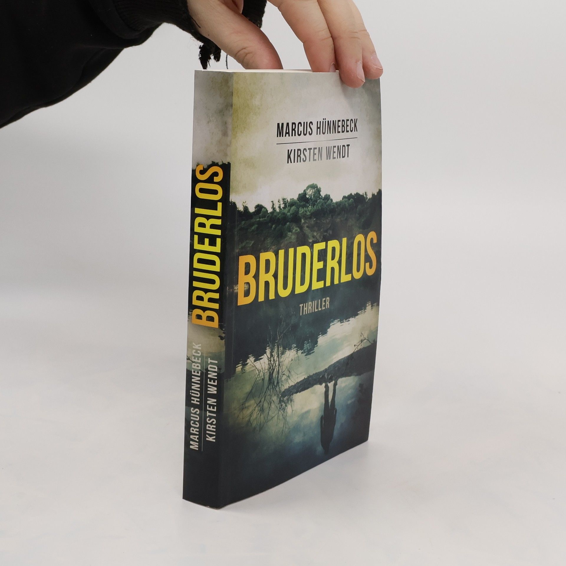 Kirsten Wendt Bruderlos