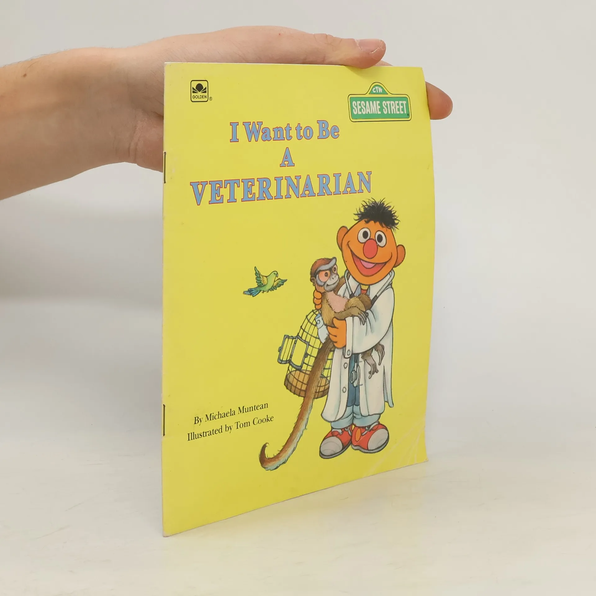 I want to be a veterinarian | Book | Paperback | Michaela Muntean | EN