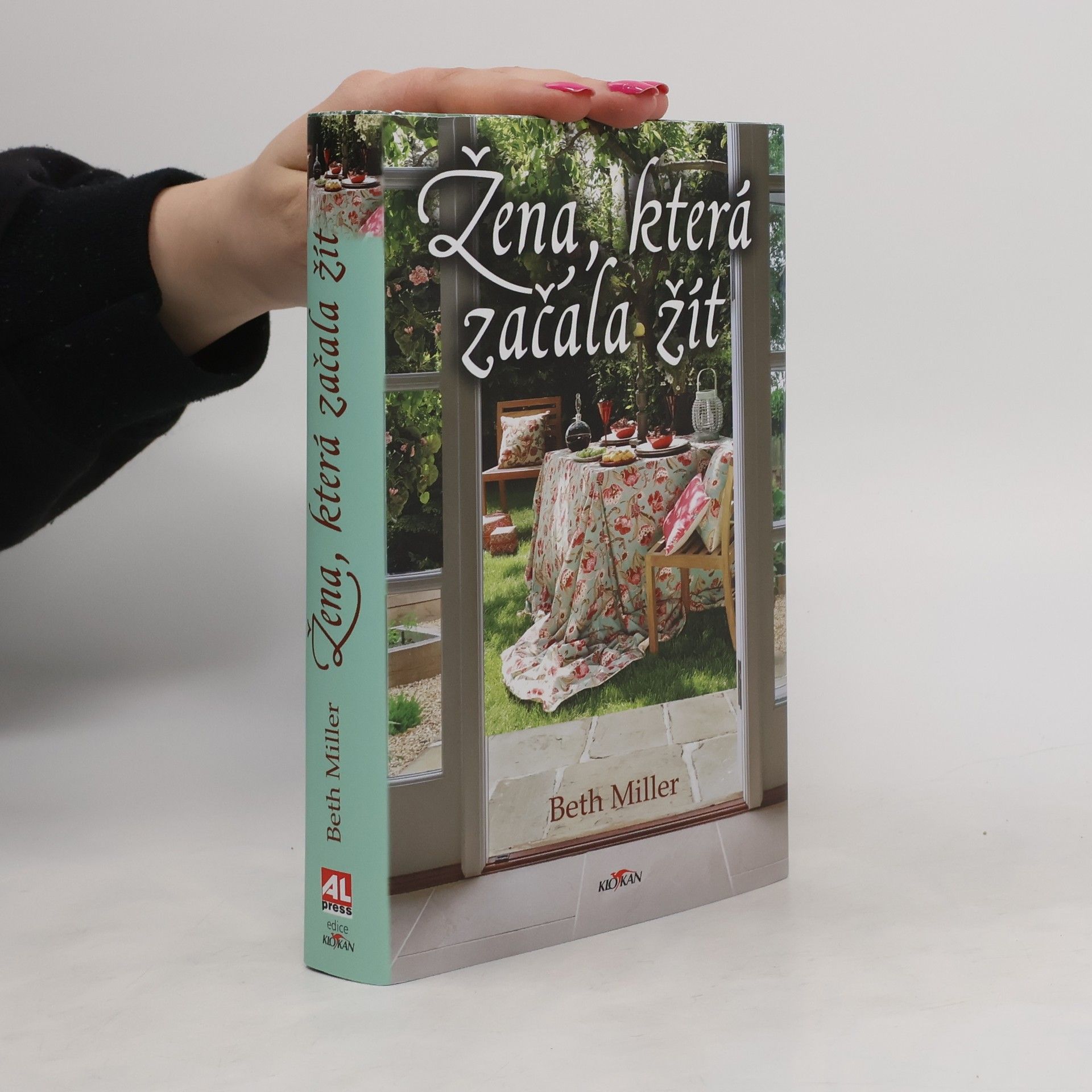 Beth Miller Žena, která začala žít