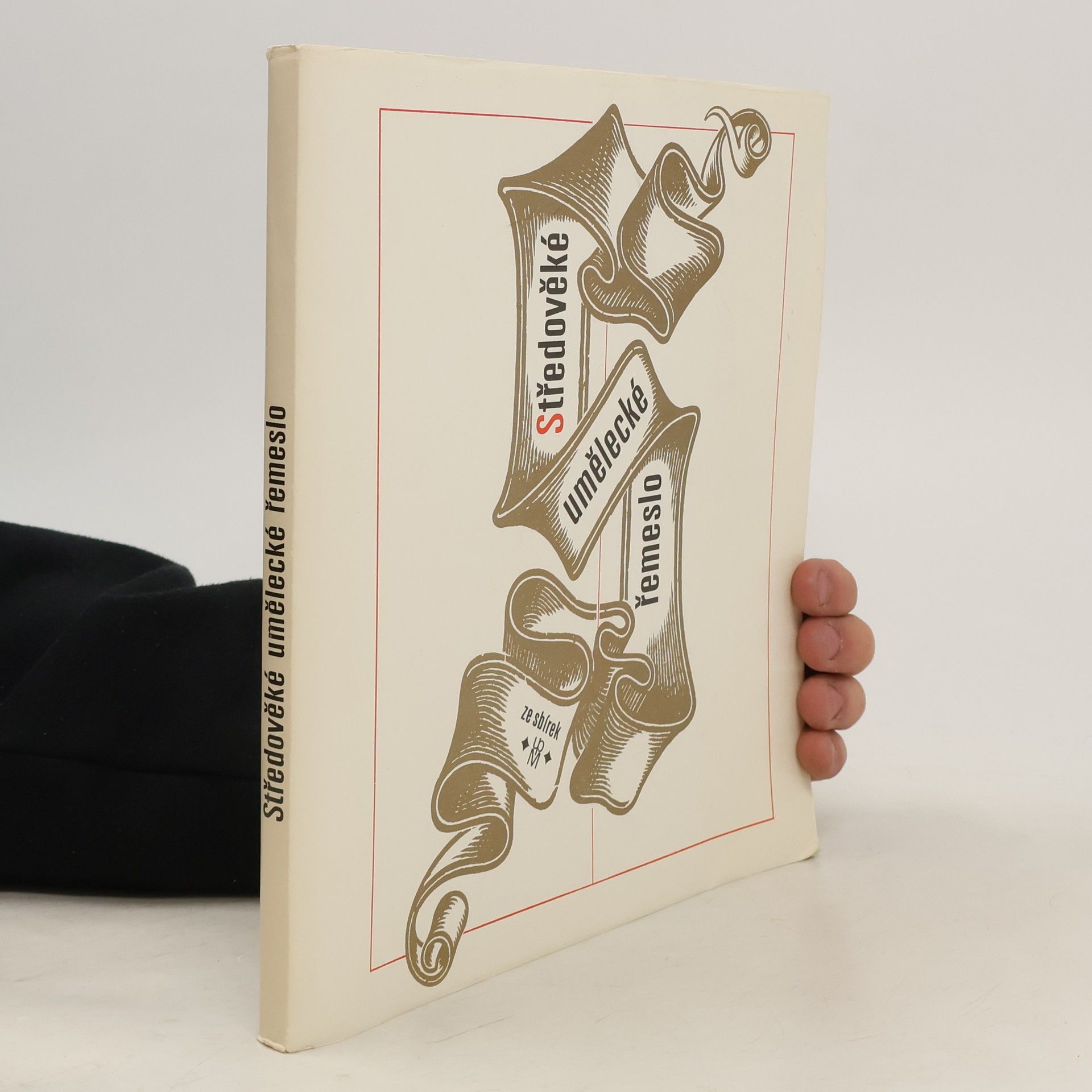 Autorenkollektiv Středověké umělecké řemeslo