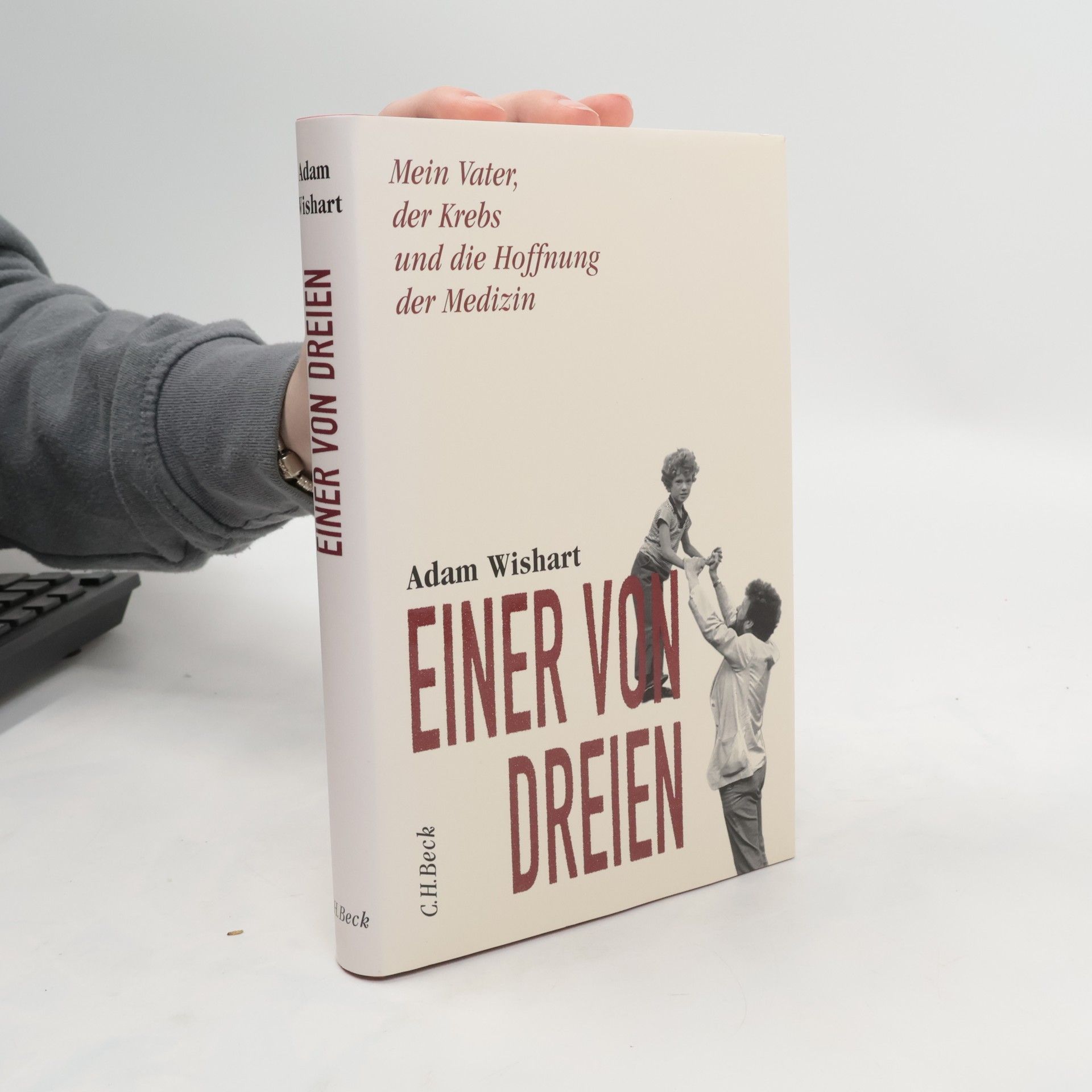 Adam Wishart Einer von Dreien