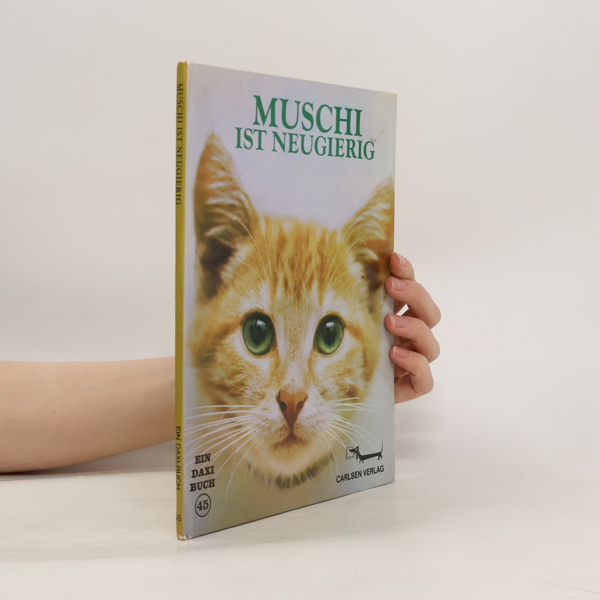 Esta de Fossard Muschi ist neugierig