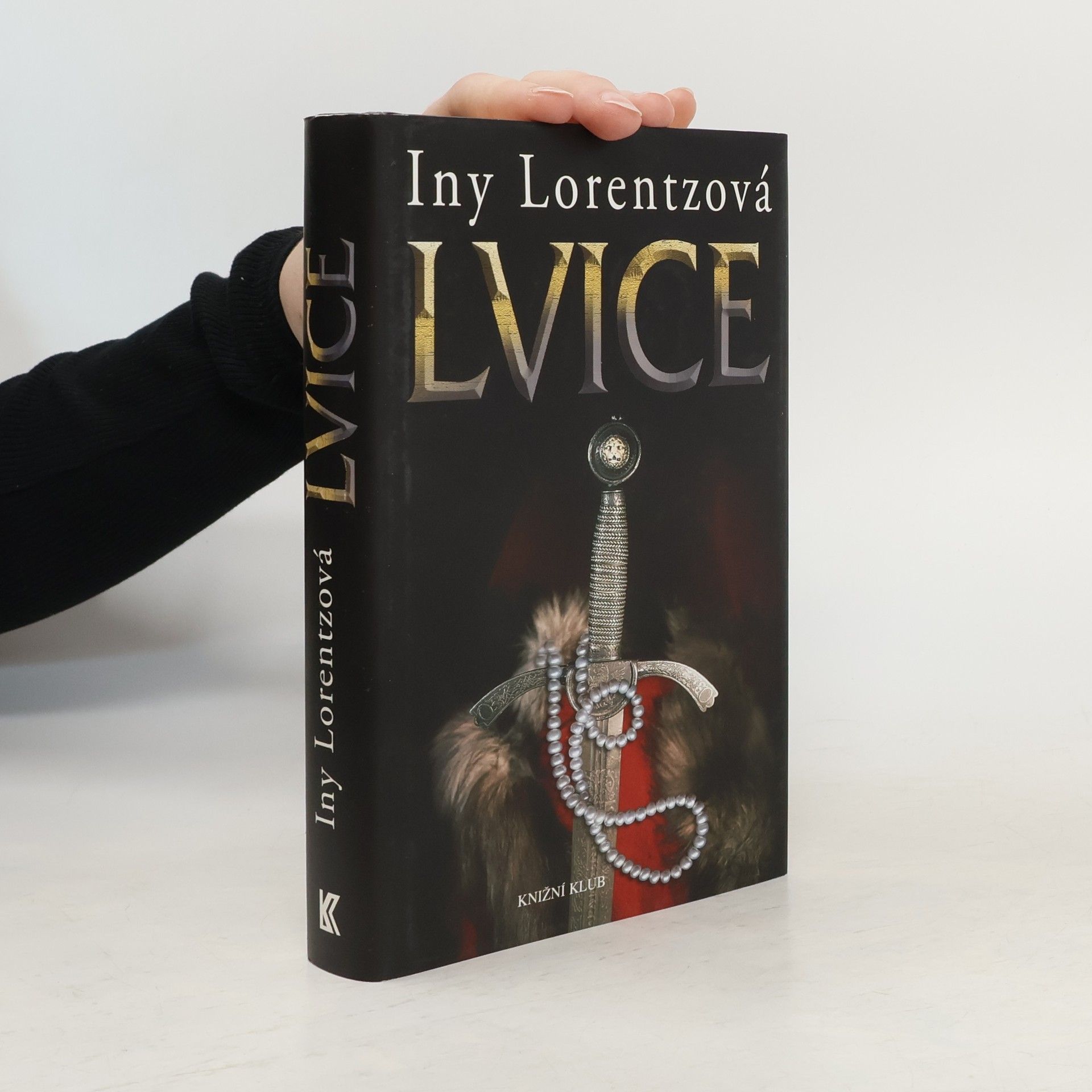 Iny Lorentz Lvice