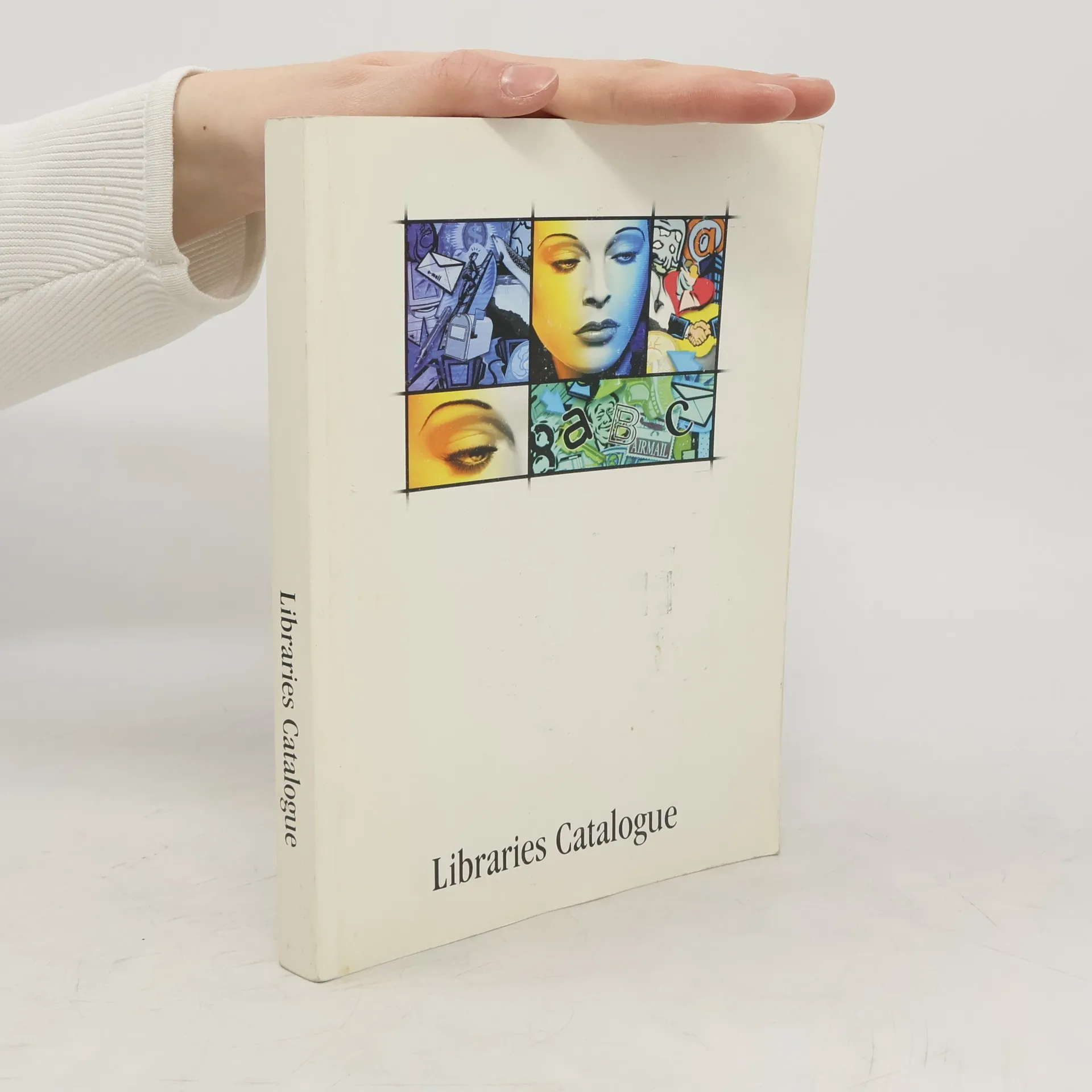 Libraries Catalogue | Book | Paperback | kolektiv | EN