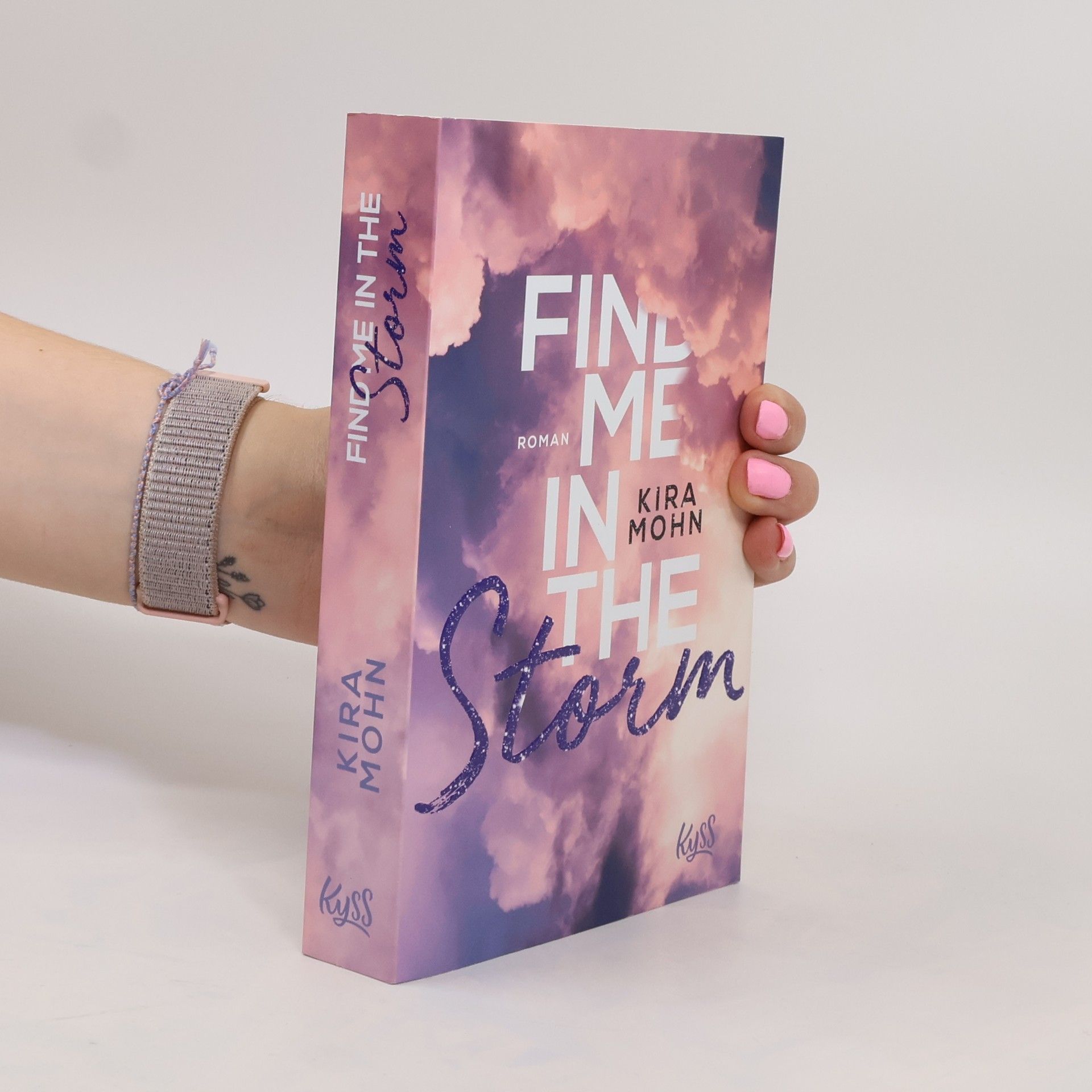 Kira Mohn Find Me in the Storm
