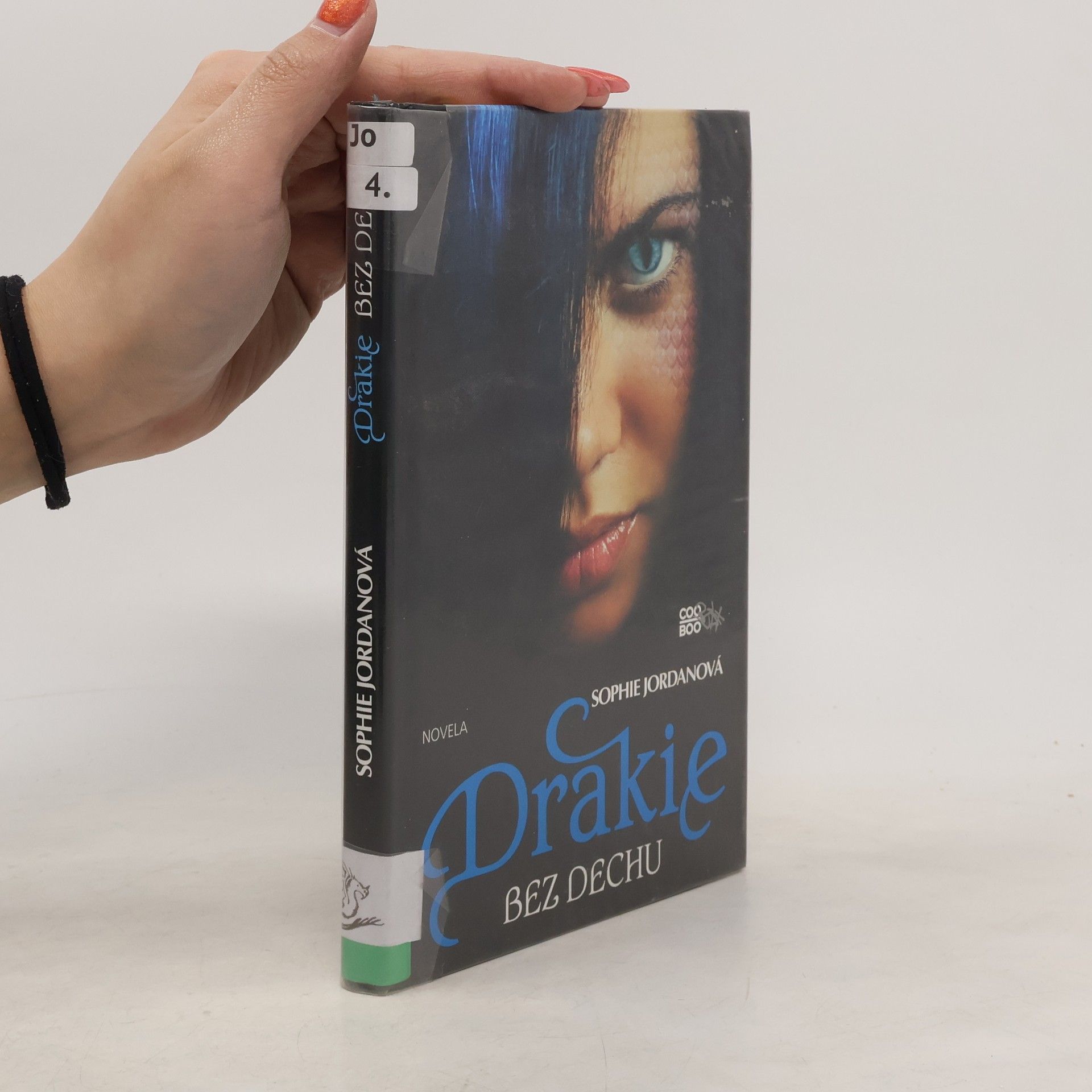 Sophie Jordan Bez dechu. Drakie. 4. díl
