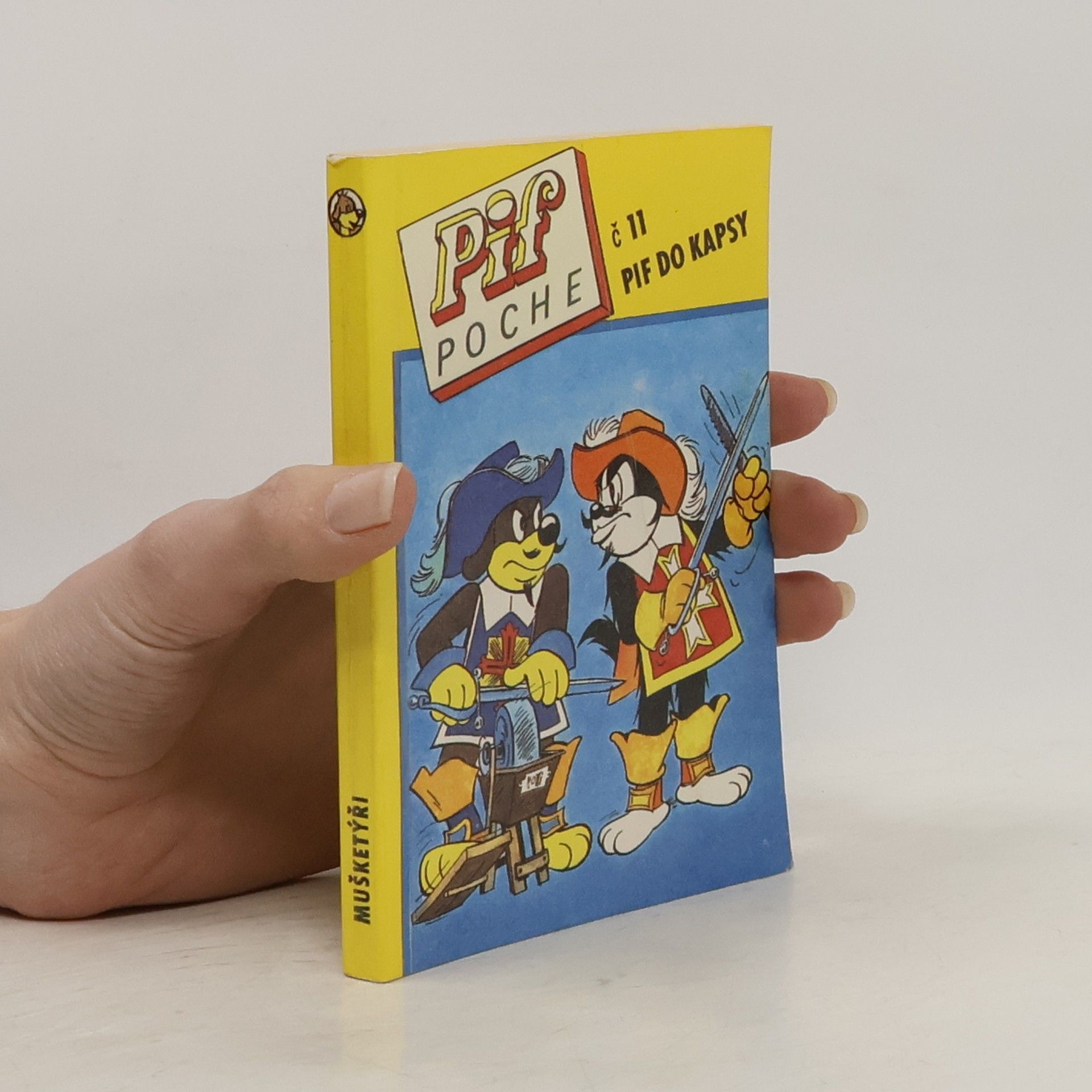 Arnal Cabrero Pif Poche. Č. 11, Mušketýři
