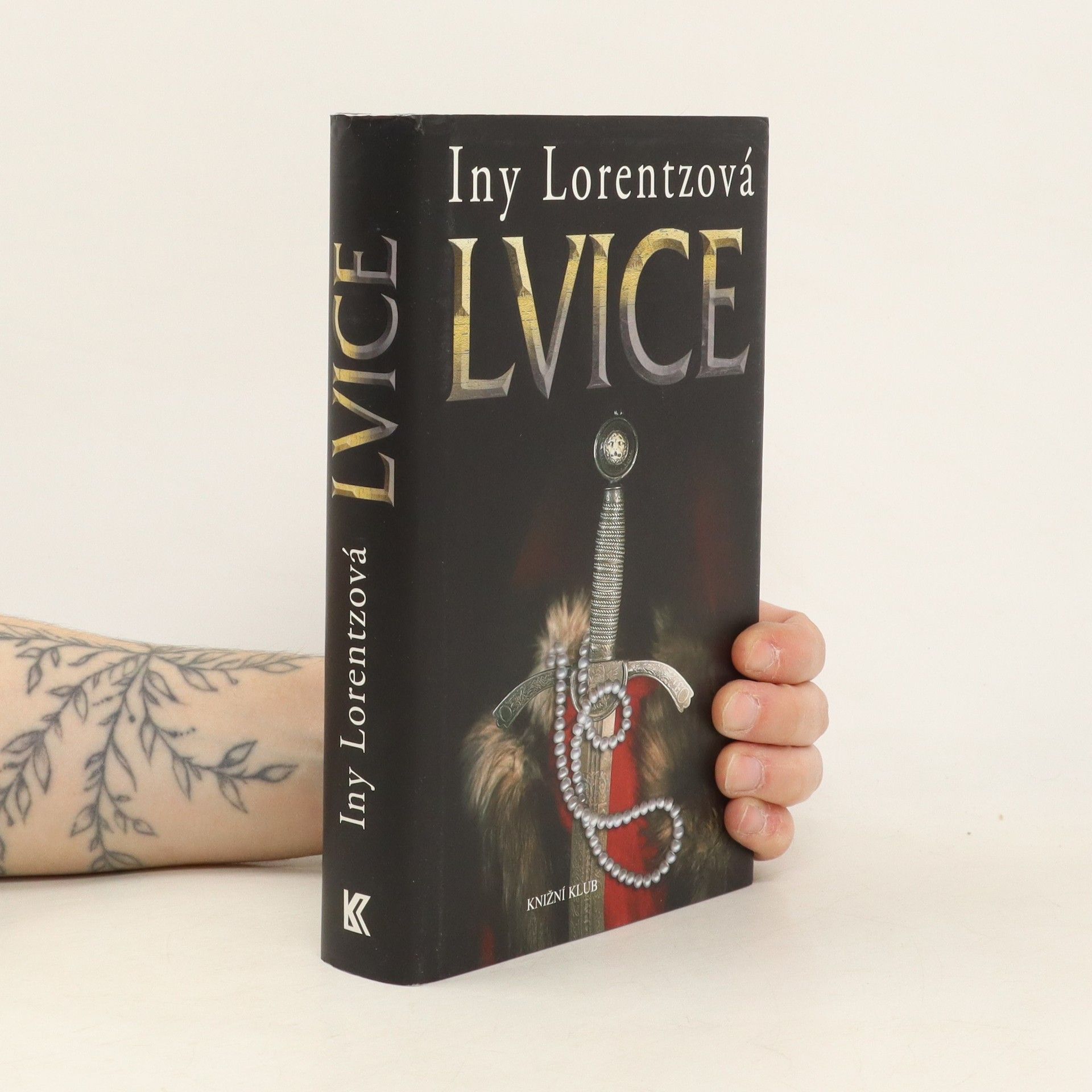 Iny Lorentz Lvice