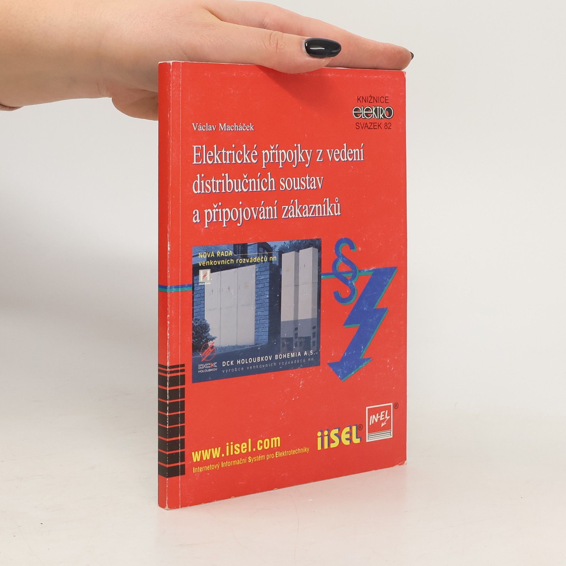 Elektrické přípojky z vedení distribučních soustav a připojování zákazníků