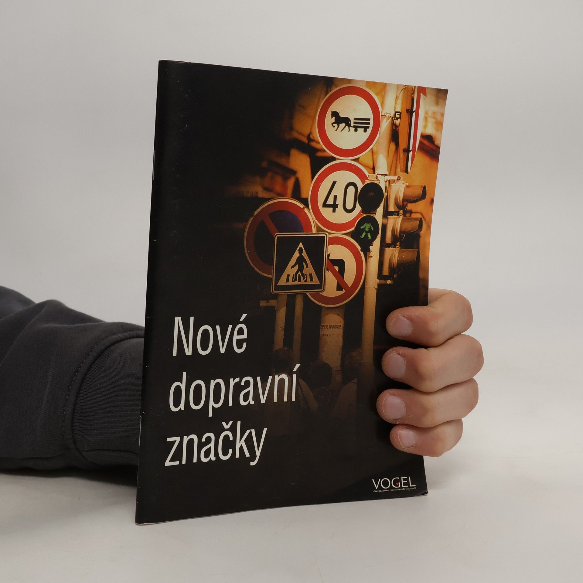 Collectif d'auteurs Nové dopravní značky
