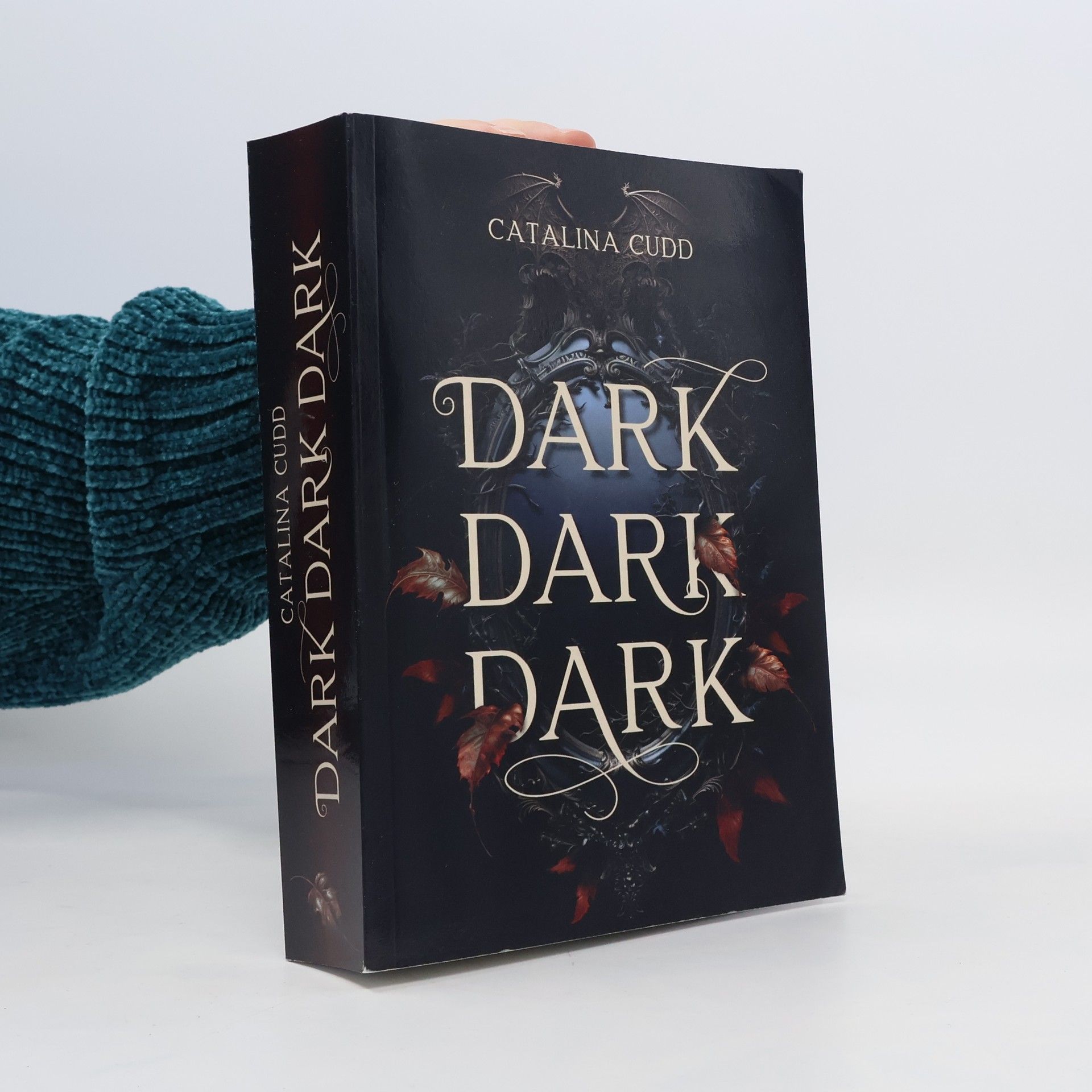 Catalina Cudd Dark Dark Dark