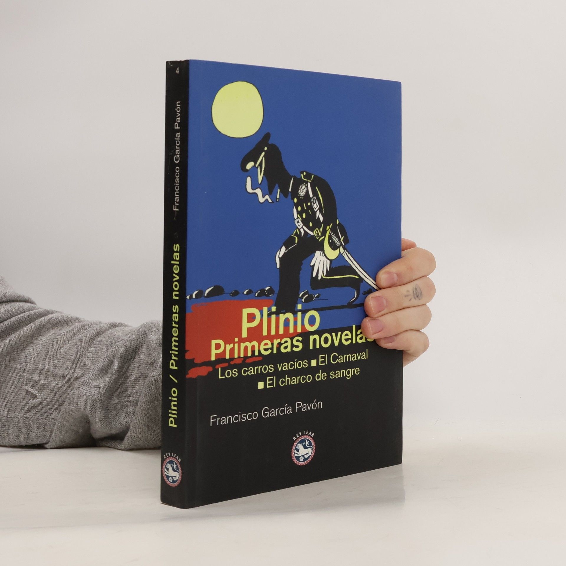 Francisco García Pavón Plinio. Primeras novelas: Los carros vacíos. El Carnaval. El charco de sangre