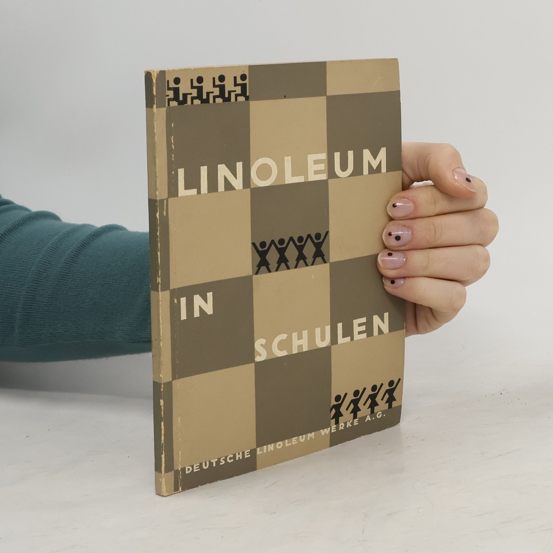 AA.VV. Linoleum in Schulen