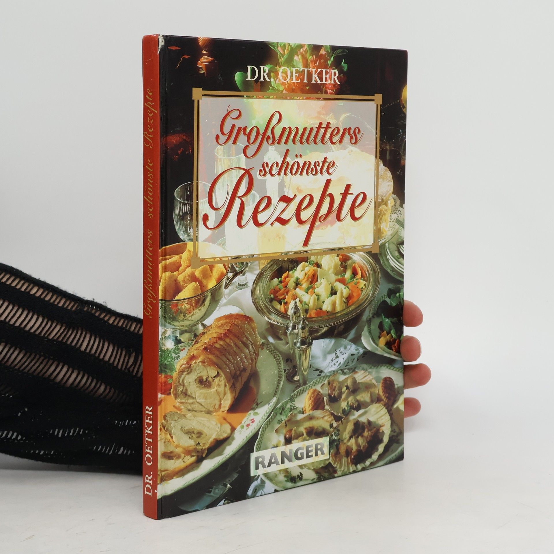 Collectif d'auteurs Großmutters schönste Rezepte
