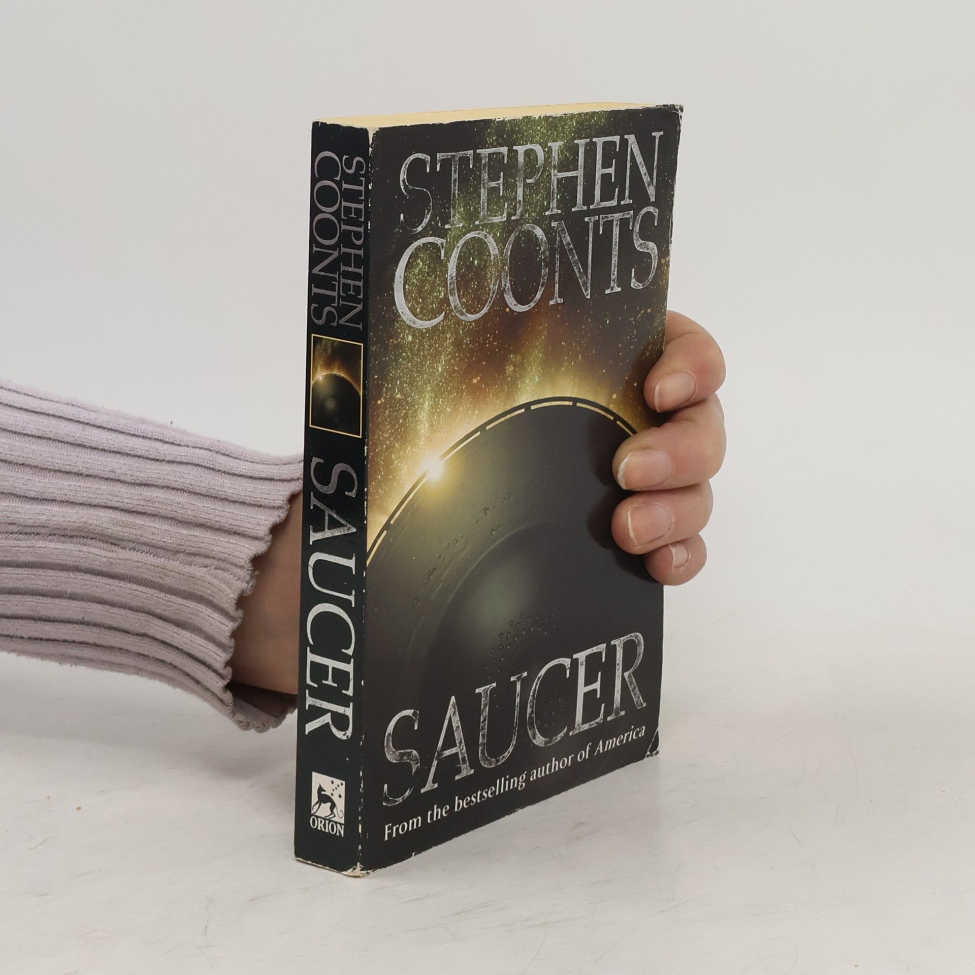 Stephen Coonts Saucer