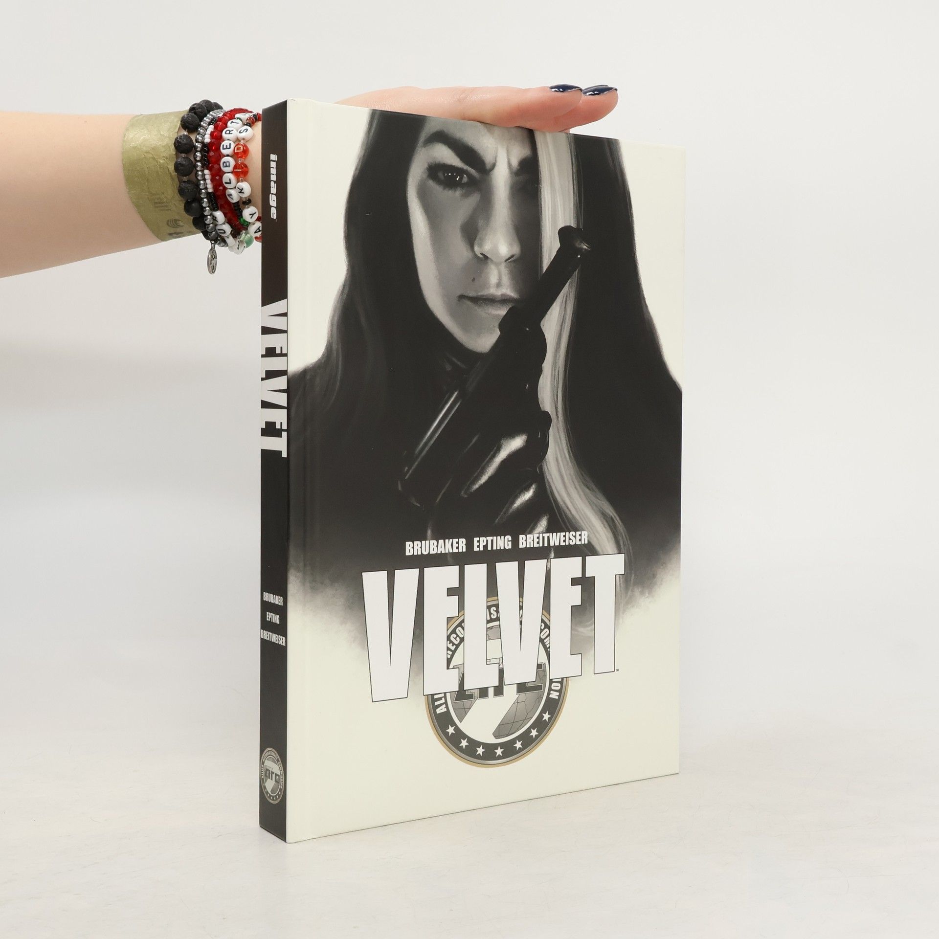 Ed Brubaker Velvet