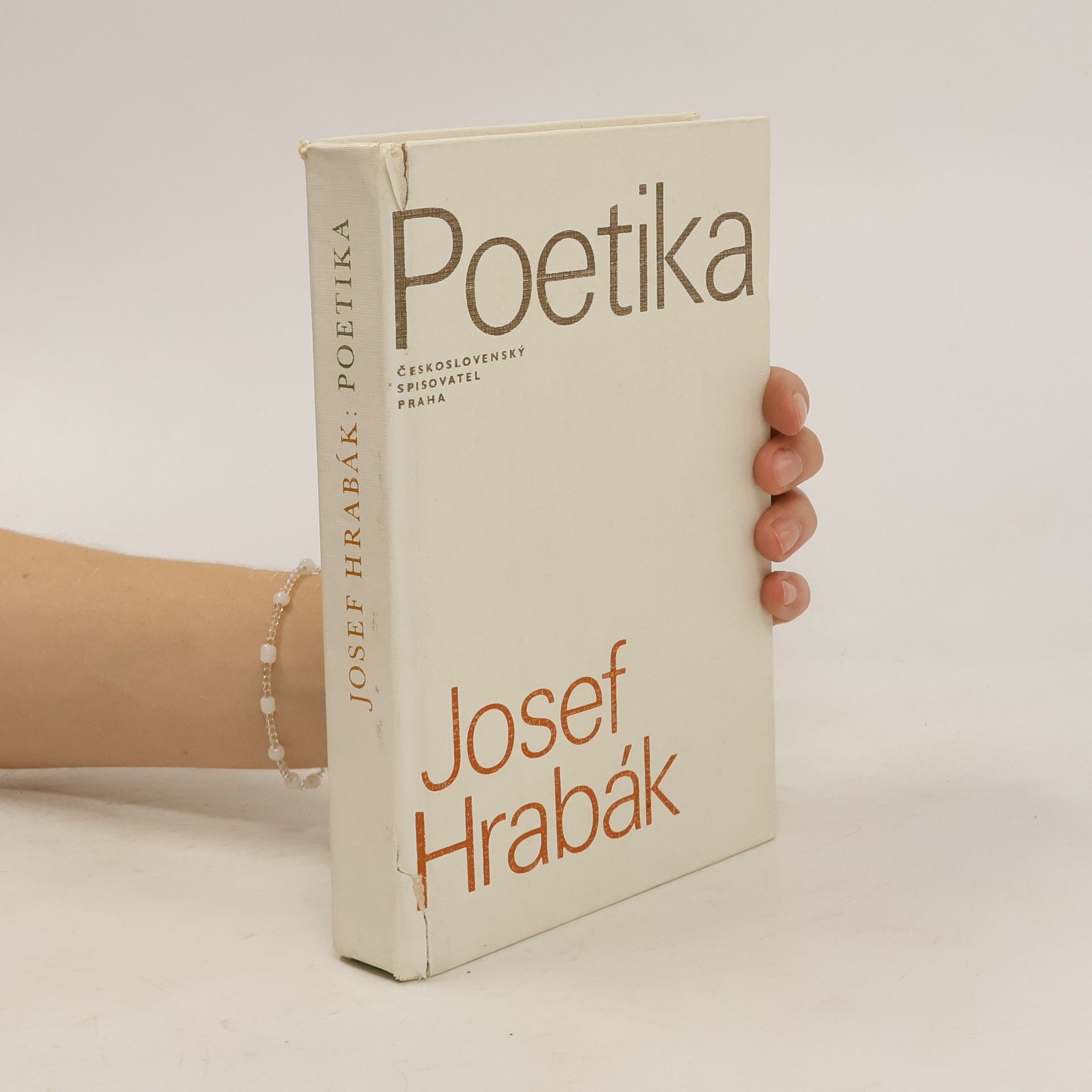 Marie Krčmová Poetika