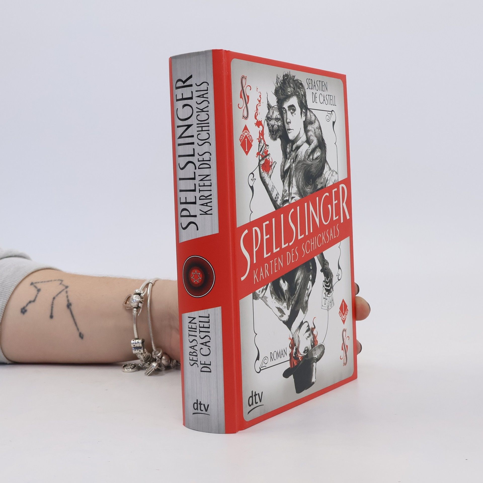 Sebastien de Castell Spellslinger