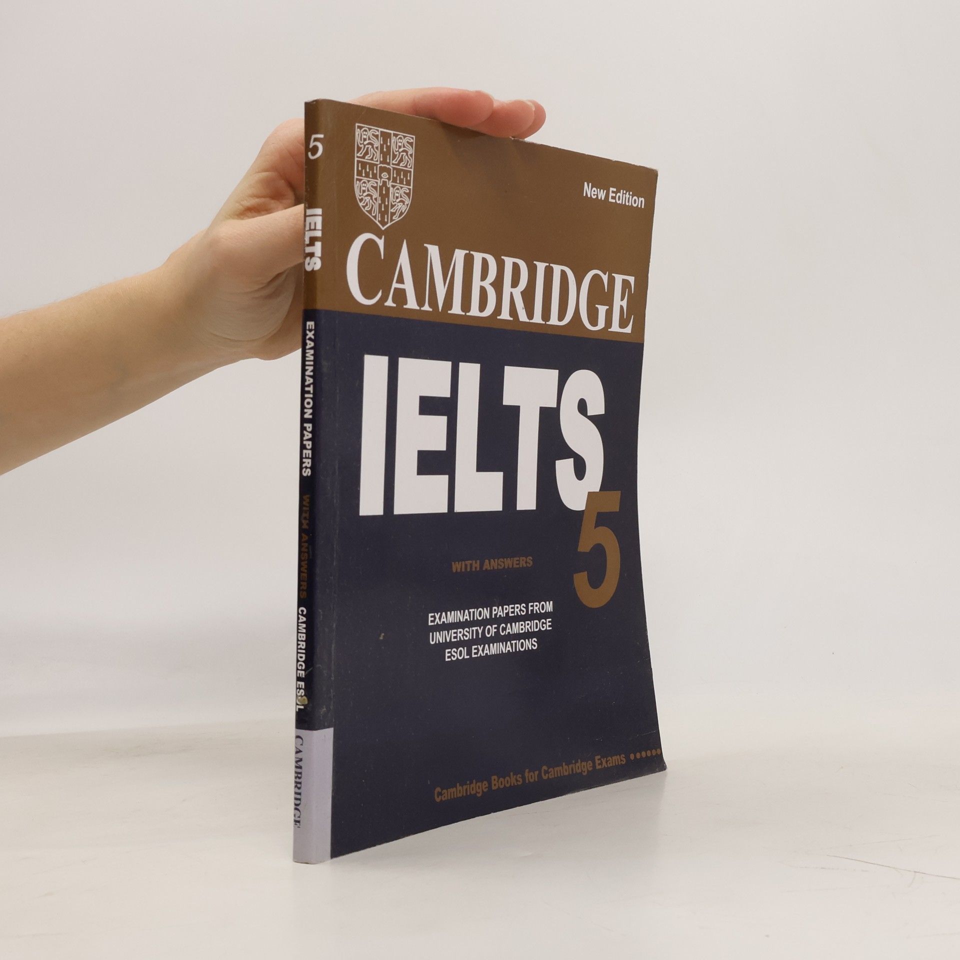 kolektiv Cambridge IELTS 5