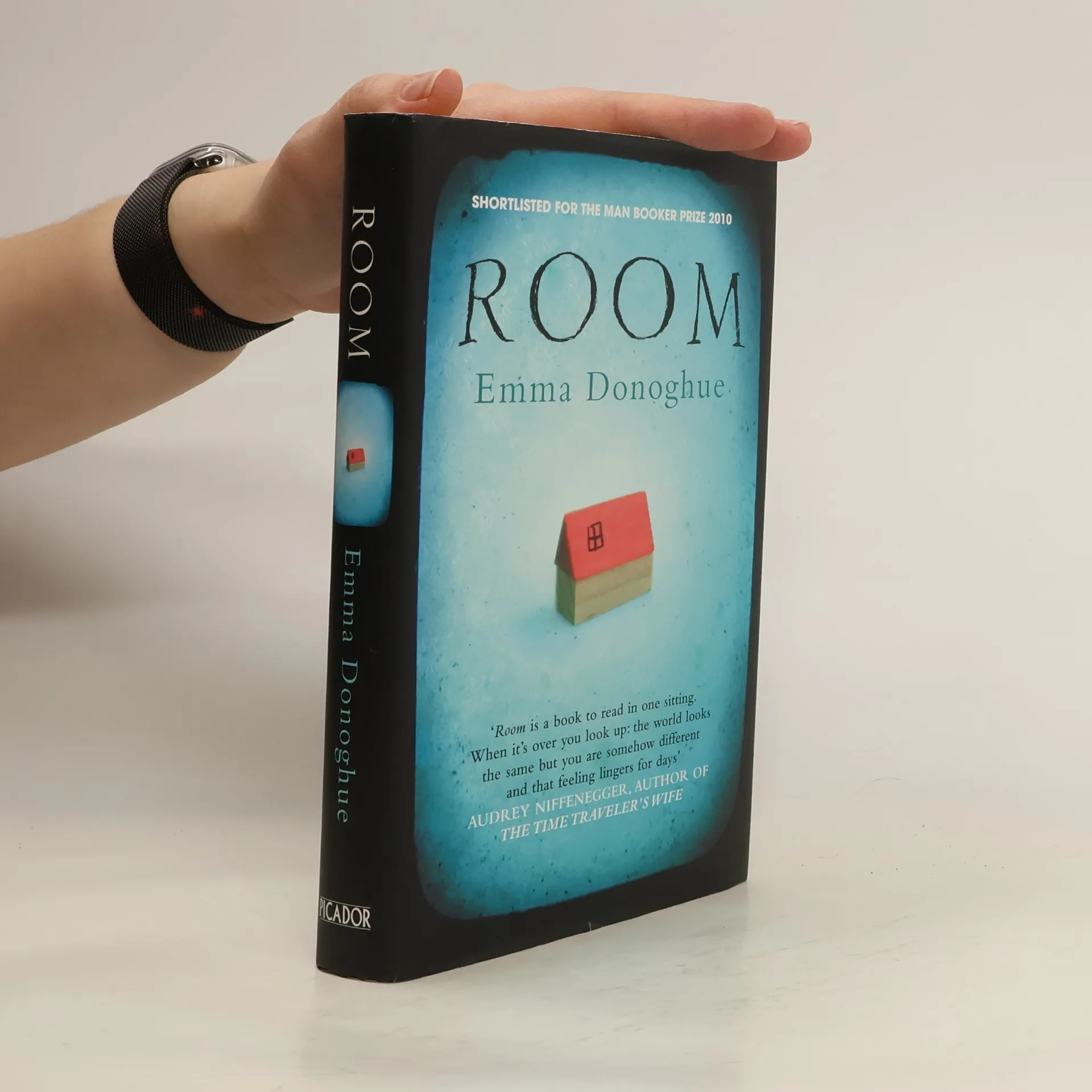 Room | Book | Emma Donoghue | EN