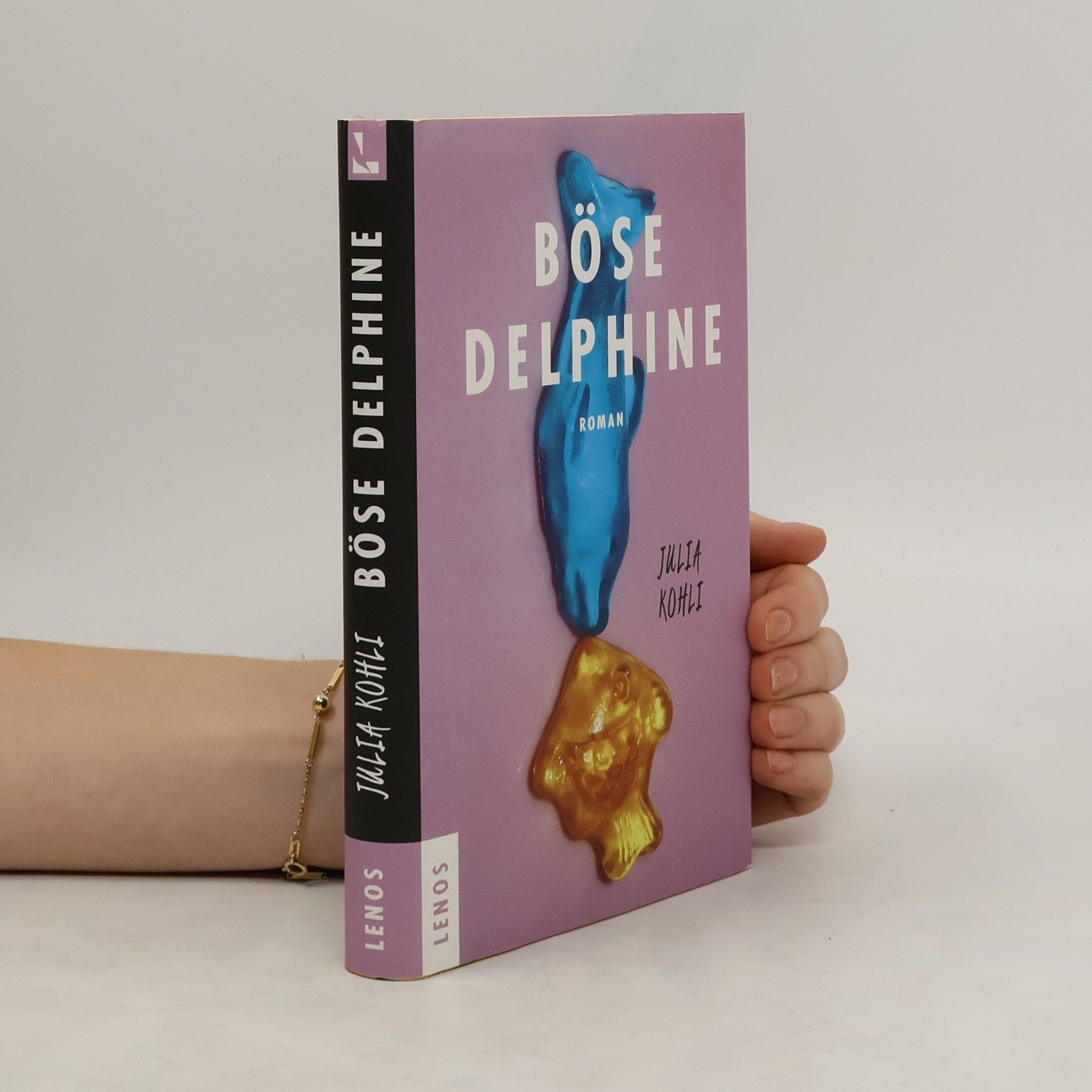 Julia Kohli Böse Delphine
