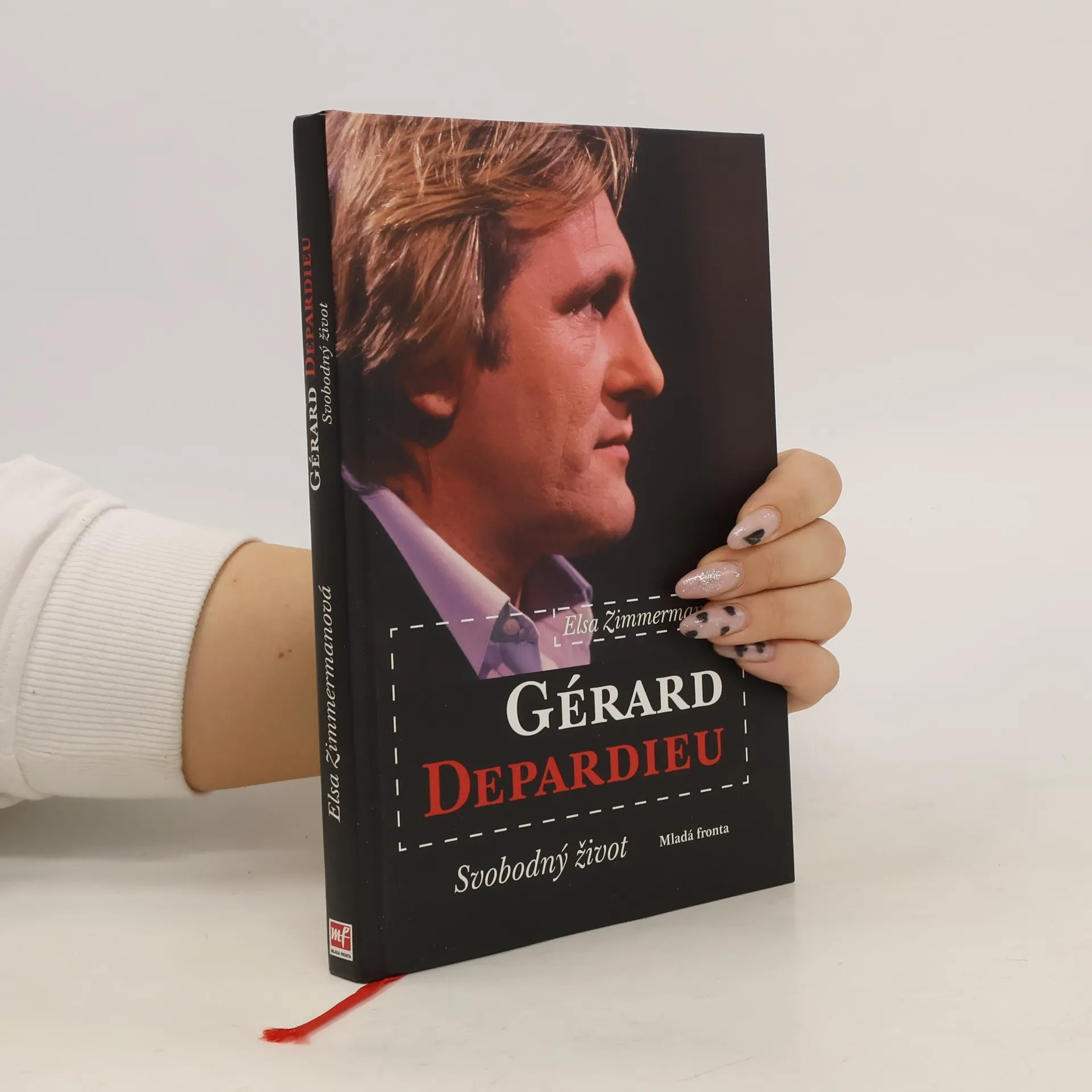 Gérard Depardieu. Svobodný život | Book | Elsa Zimmerman | CS