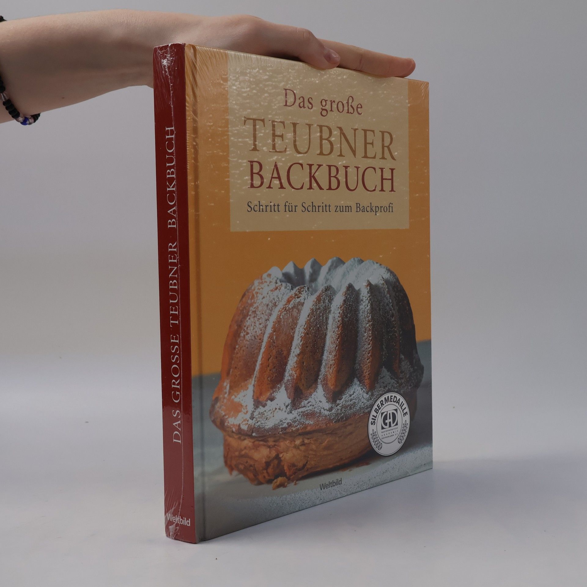 Claudia Bruckmann Das große Teubner Backbuch