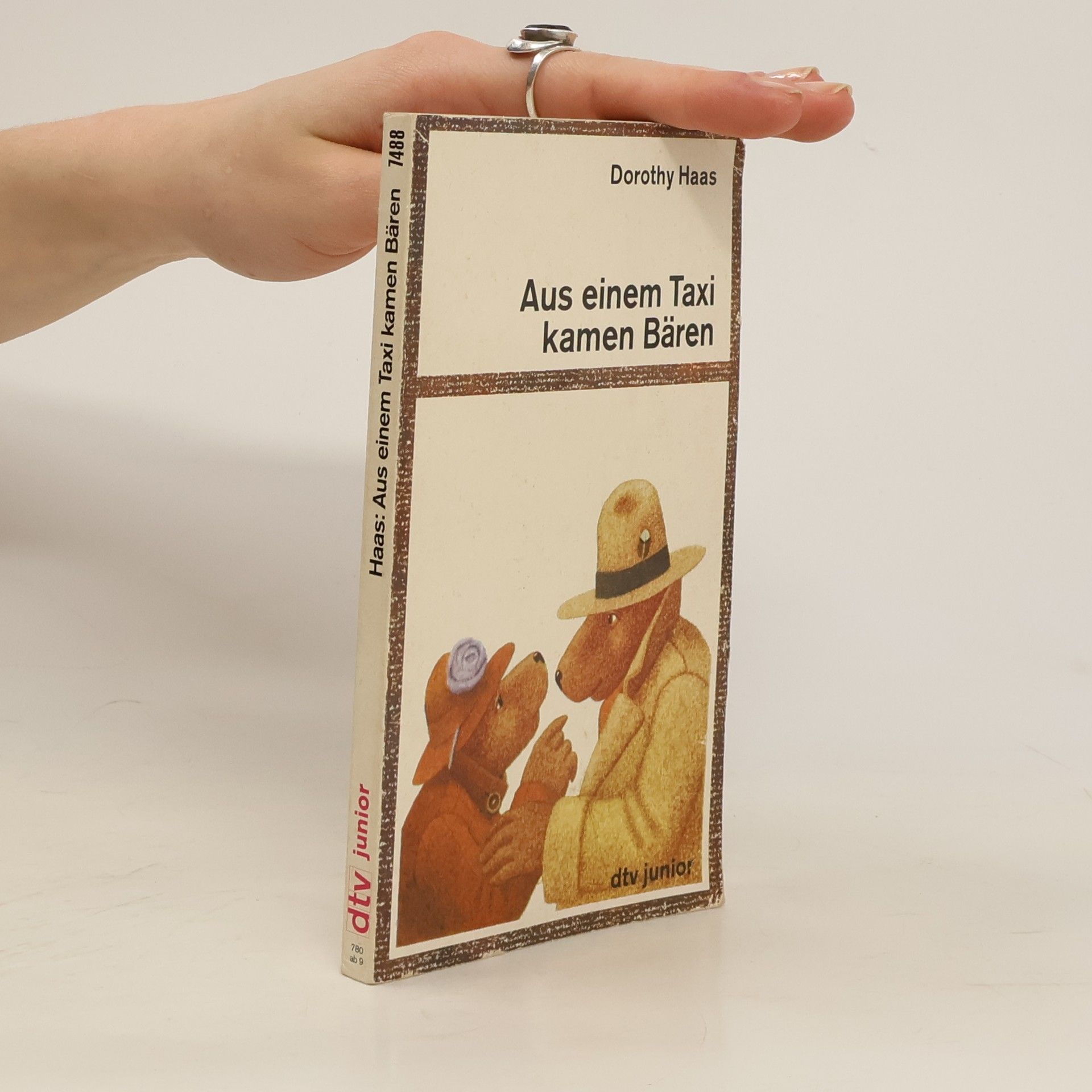 Dorothy Haas Aus dem Taxi kamen Bären