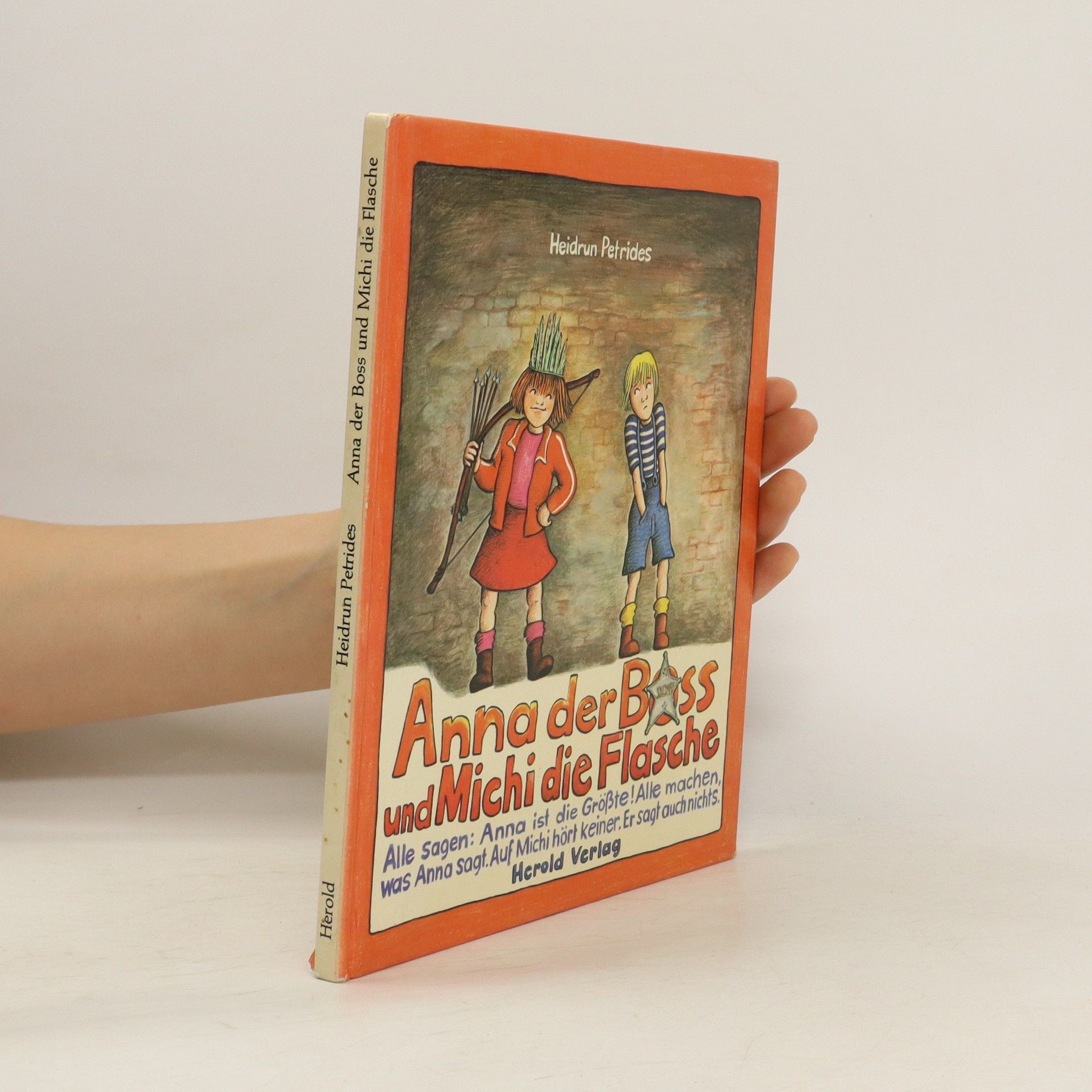 Heidrun Petrides Anna der Boss und Michi die Flasche