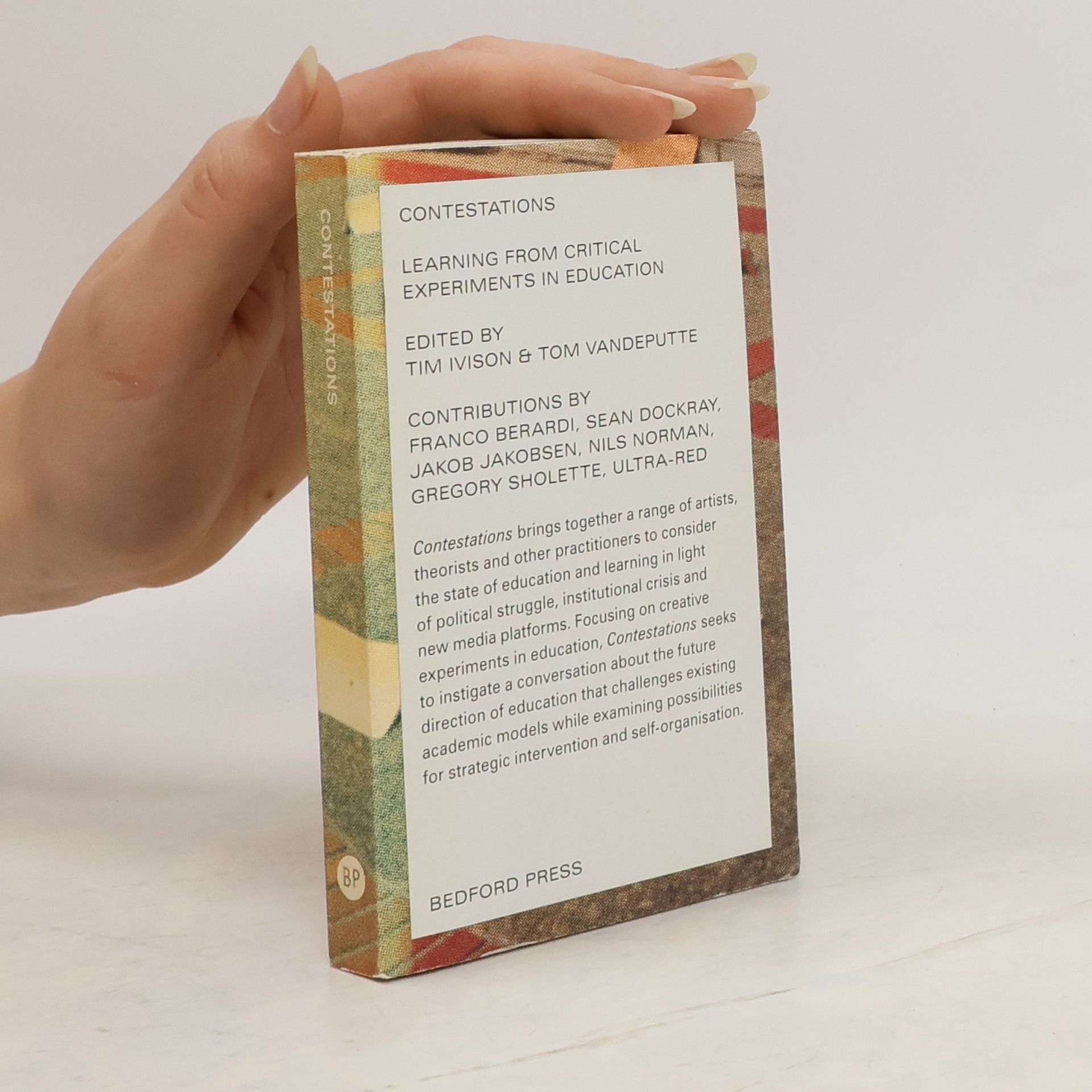 Various authors Contestations