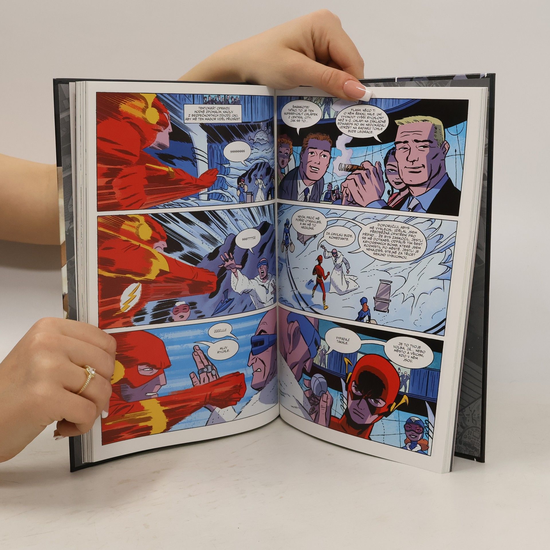 Darwyn Cooke Nová hranice. Kniha první