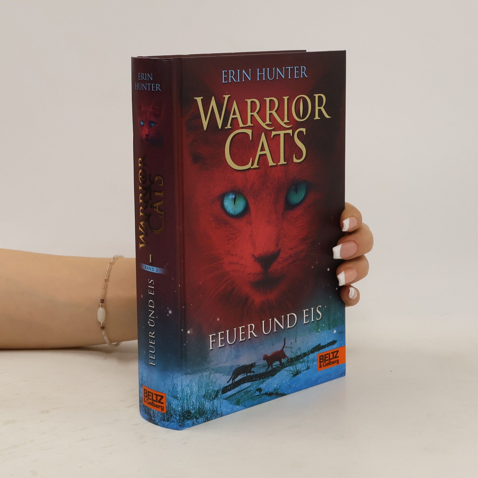 Erin Hunter Warrior Cats 2