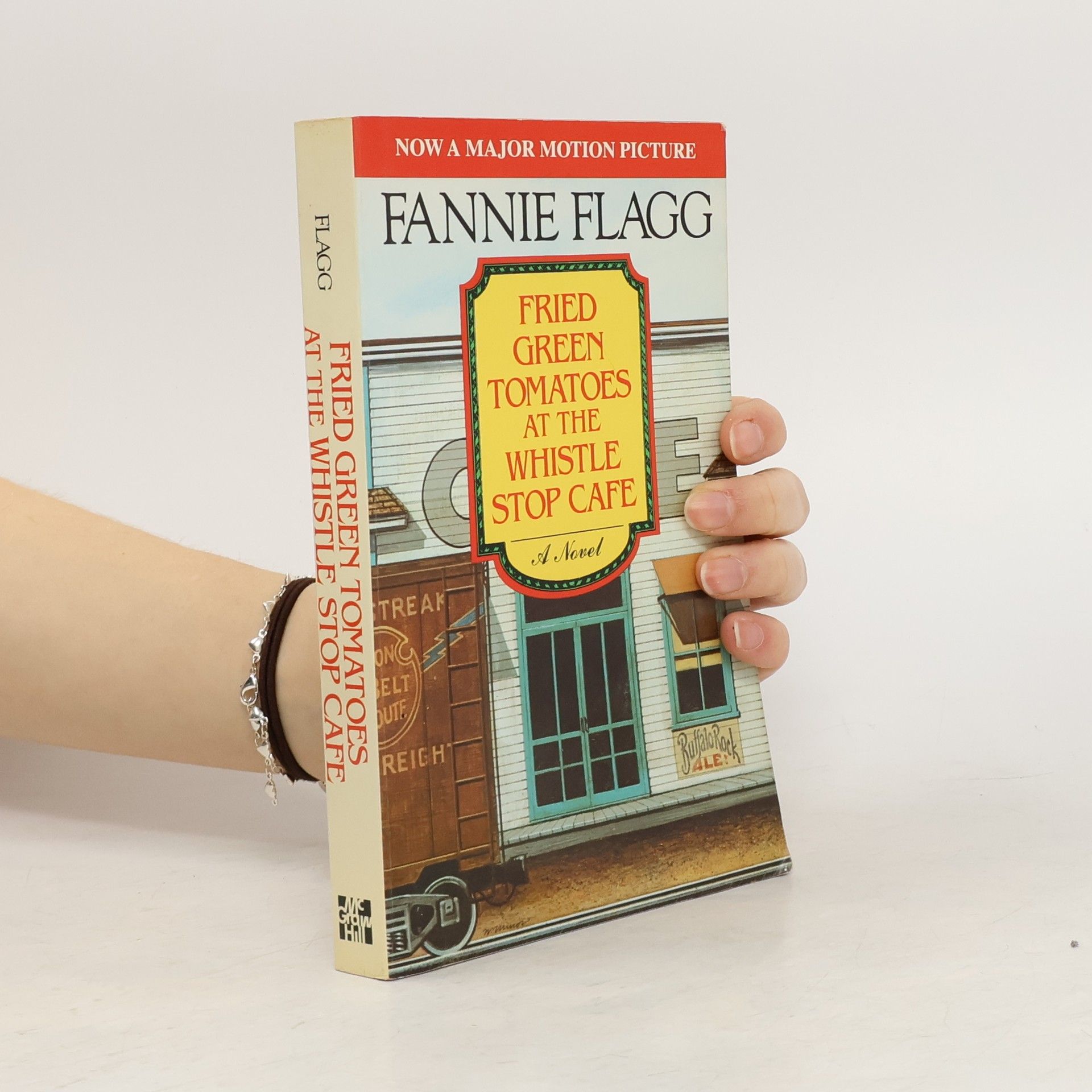 Fannie Flagg Fried Green Tomatoes at the Whistle Stop Cafe