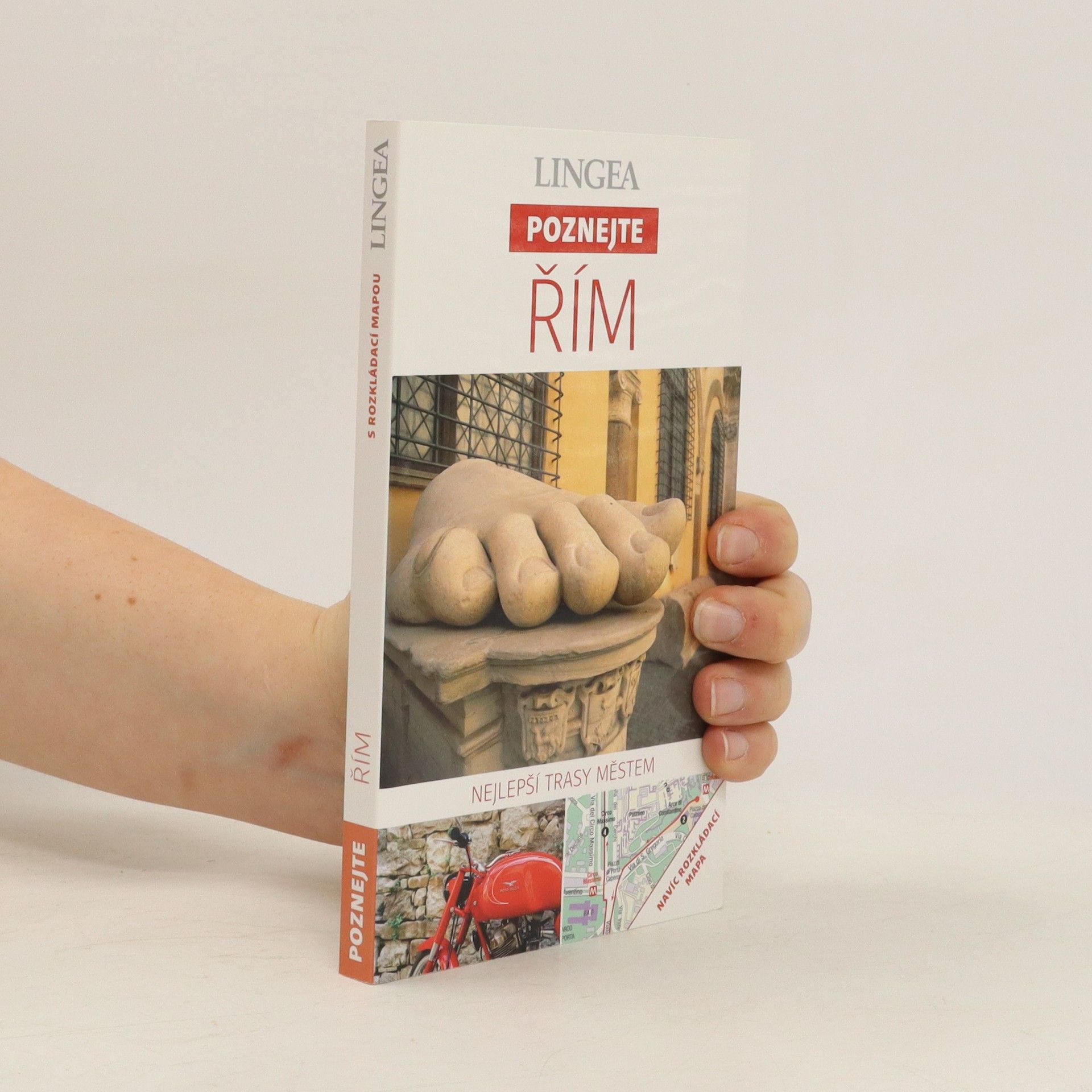 kolektiv Řím (průvodce s přiloženou mapou)