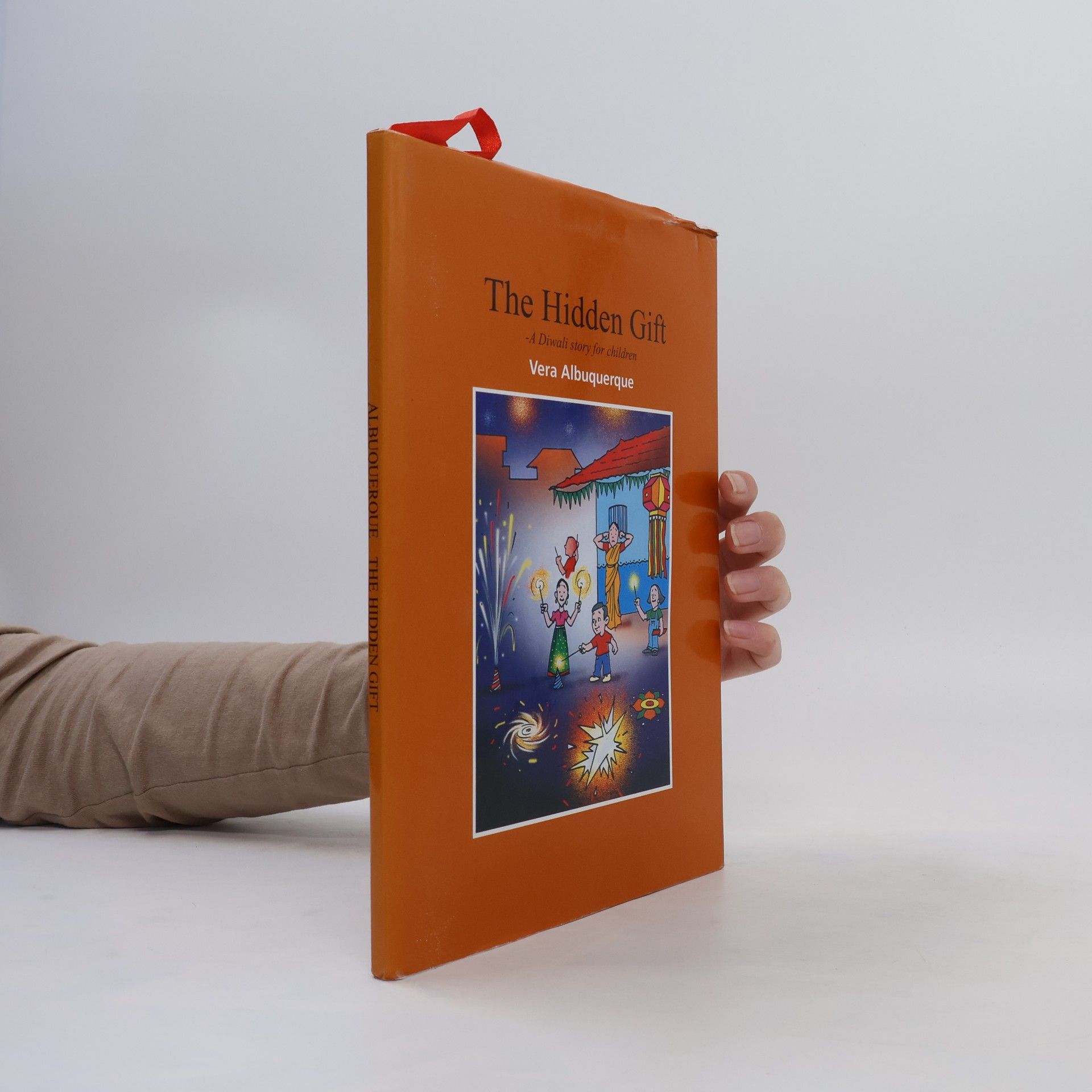 Vera Albuquerque The Hidden Gift