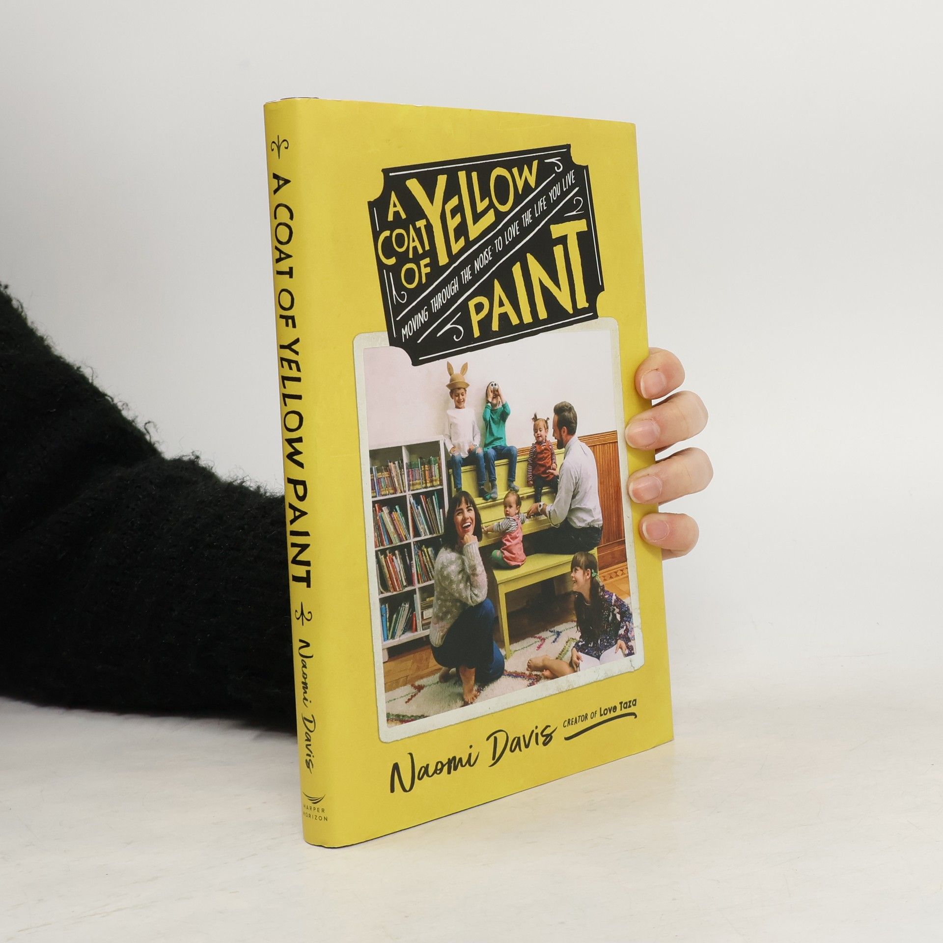 Naomi Davis A Coat Of Yellow Paint