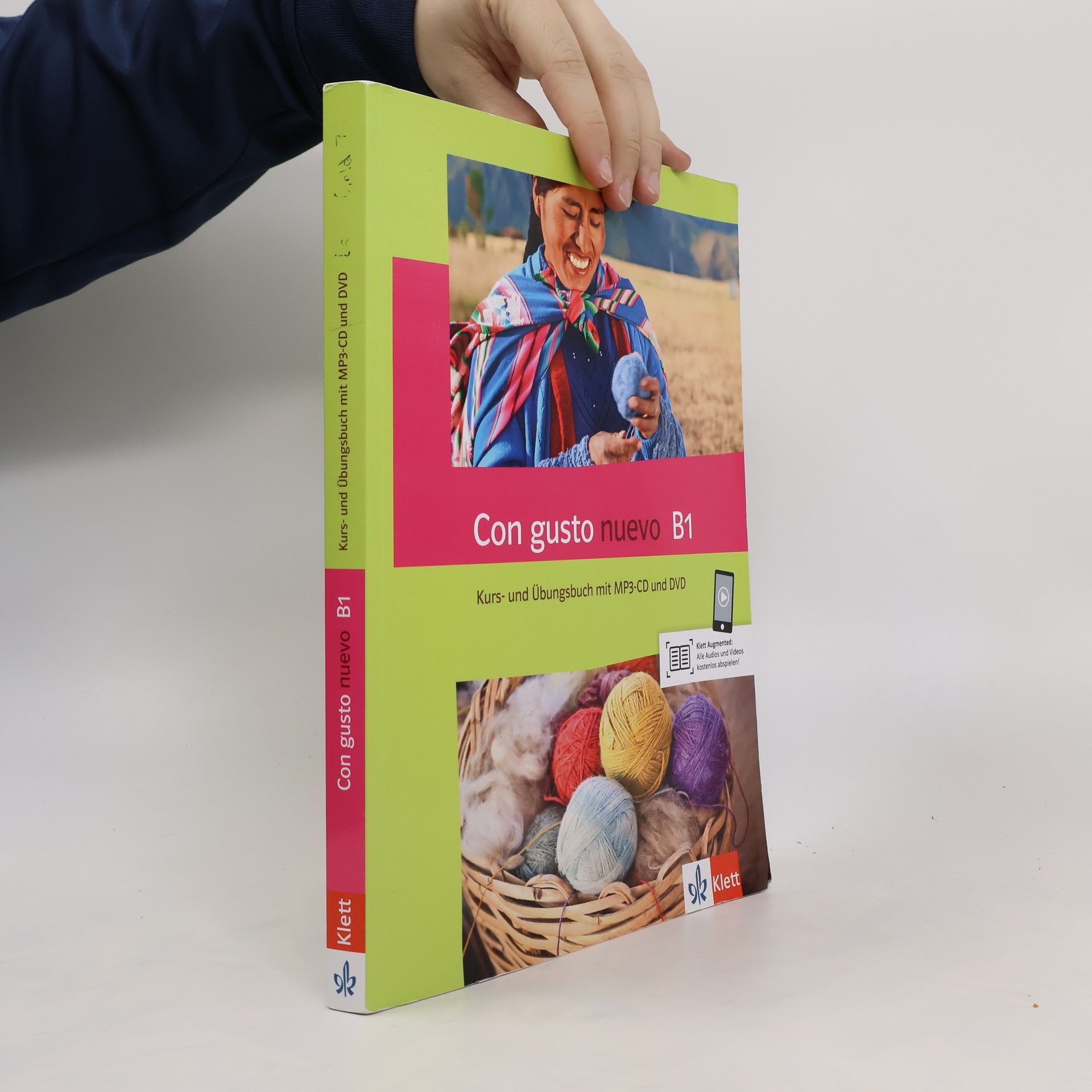 Klett Sprachen GmbH Con gusto nuevo B1. Kurs- und Übungsbuch + MP3-CD + DVD