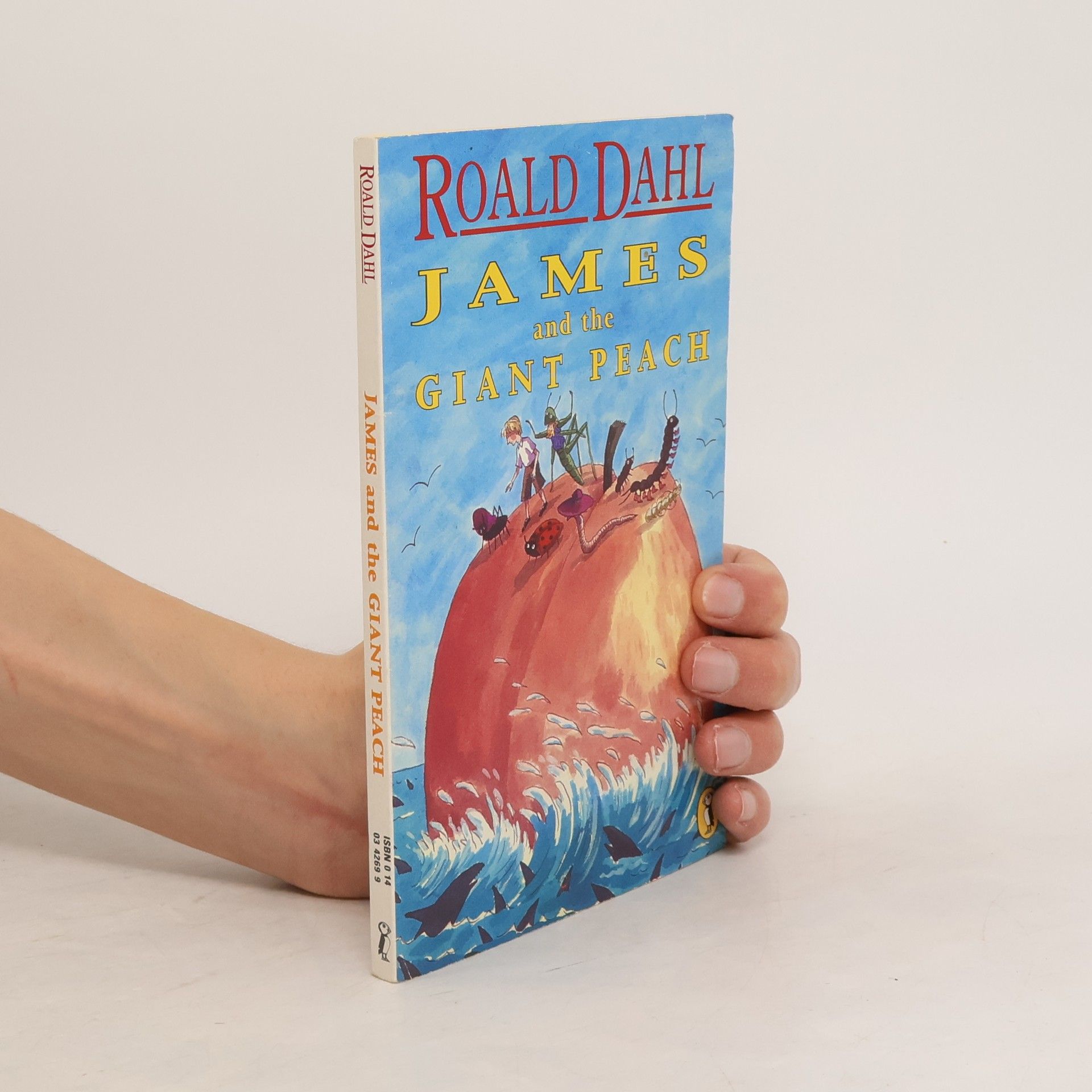 Roald Dahl James and the Giant Peach