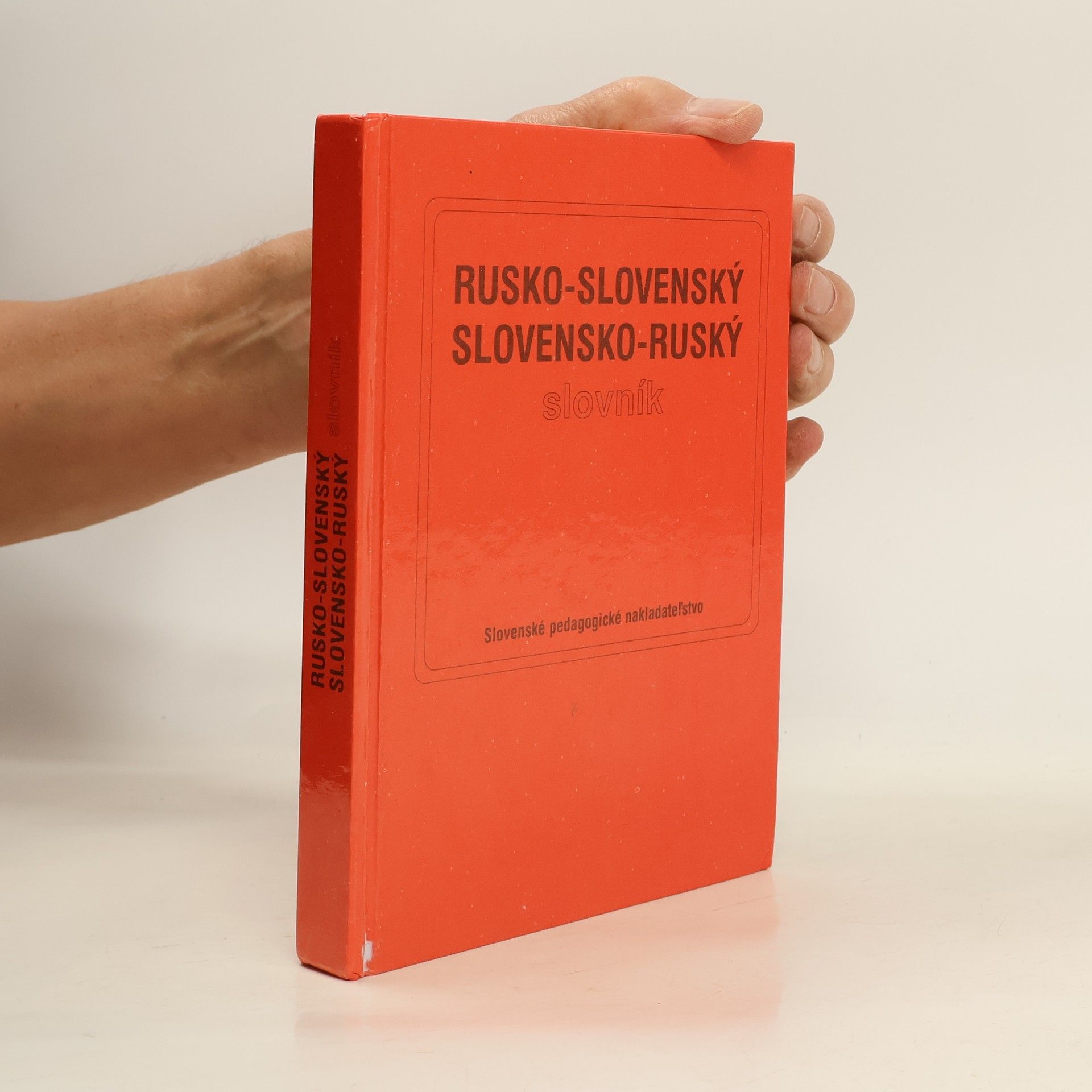 Mária Fillkusová Rusko-slovenský, slovensko-ruský slovník