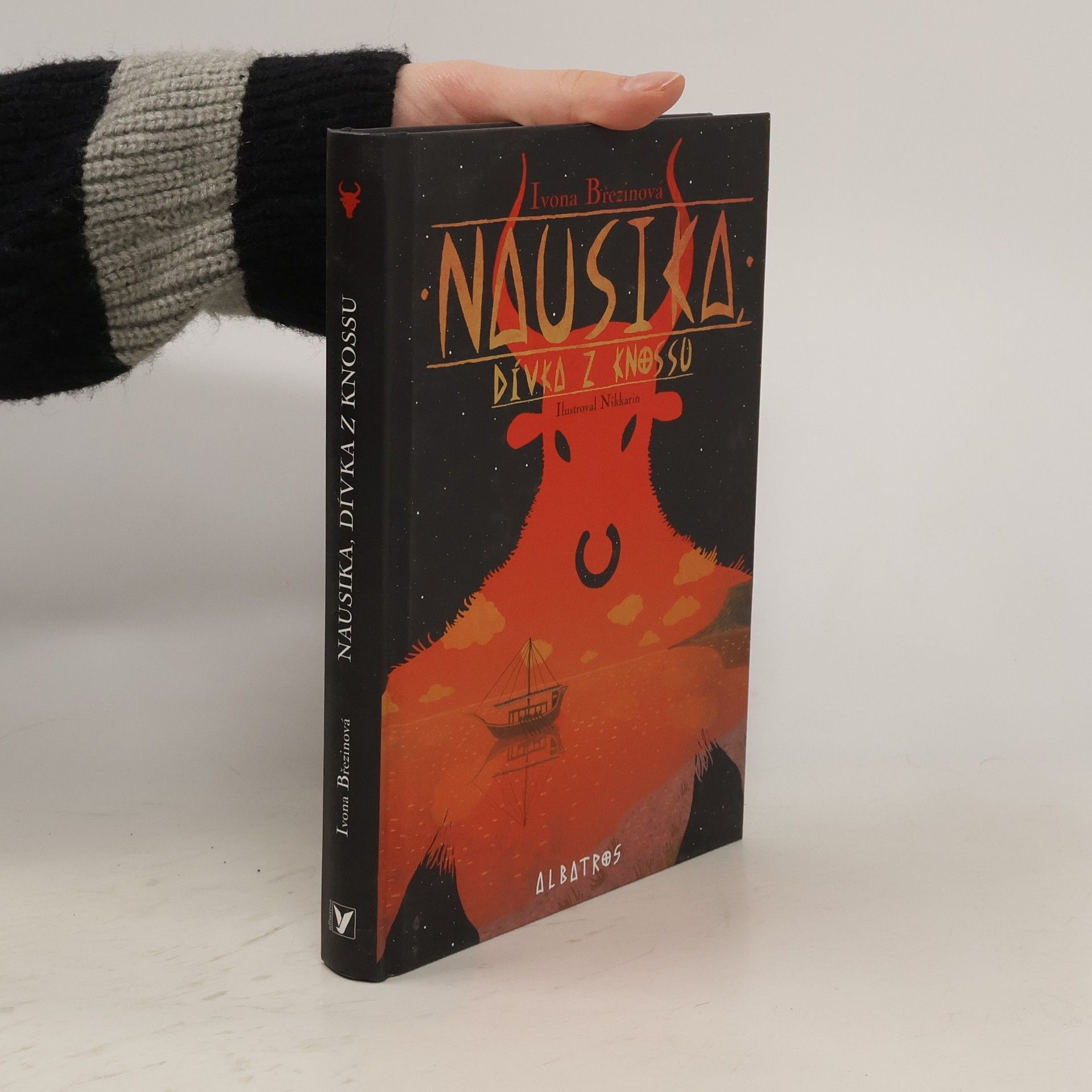 Ivona Březinová Nausika, dívka z Knossu
