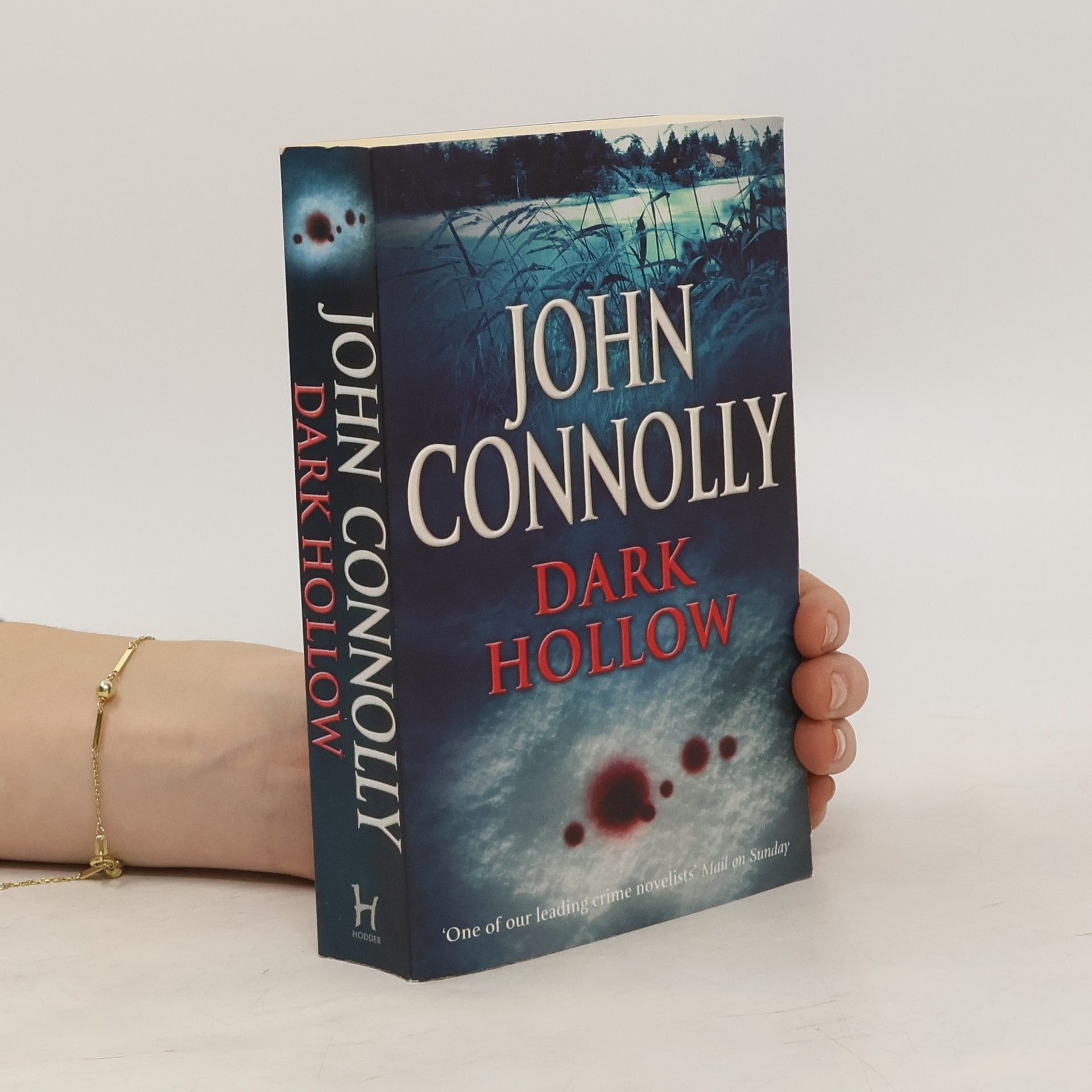 John Connolly Dark hollow