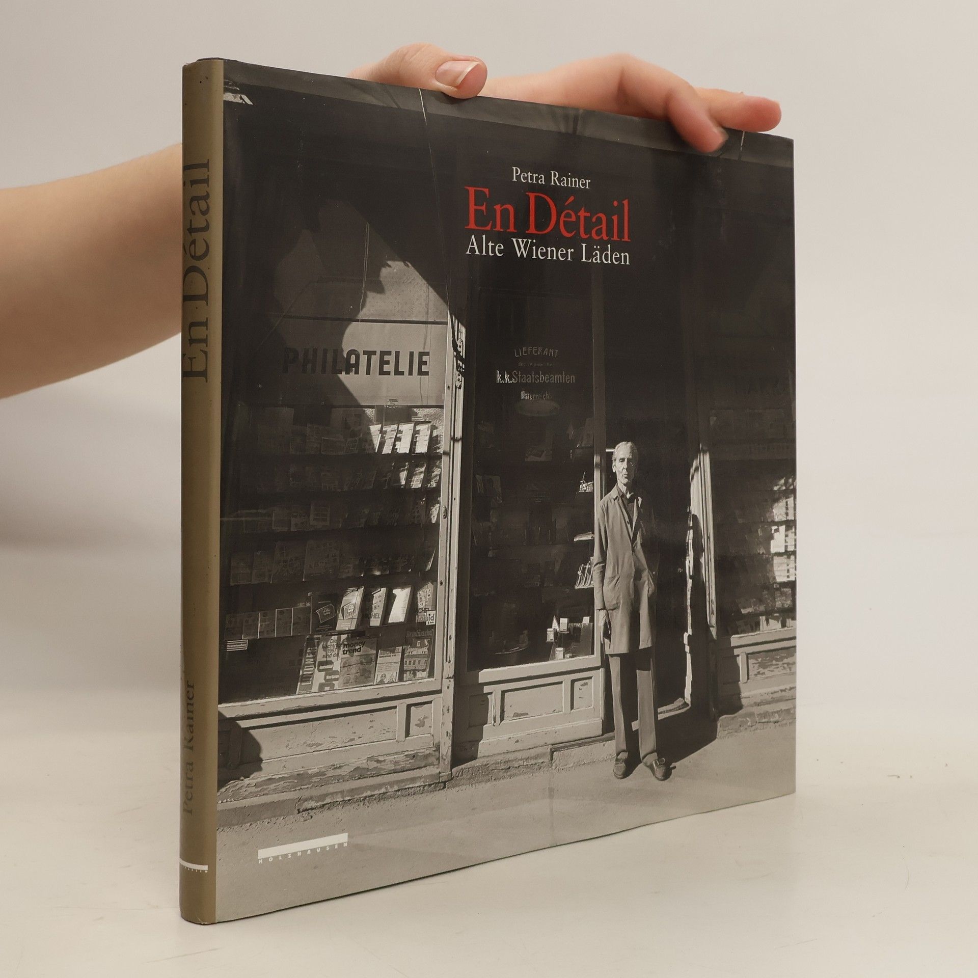 En détail: alte Wiener Läden